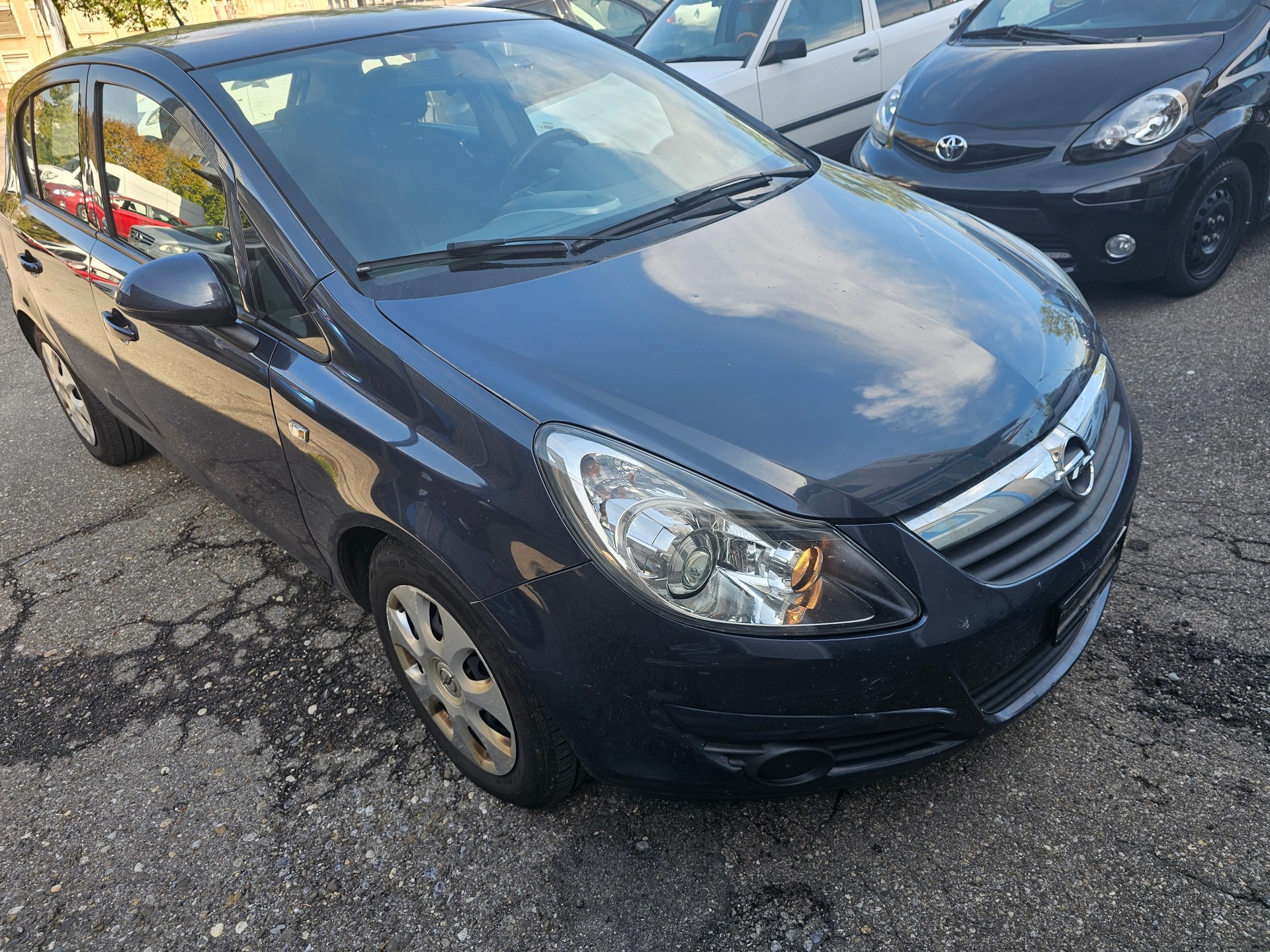 OPEL Corsa 1.4 TP Enjoy-image-1