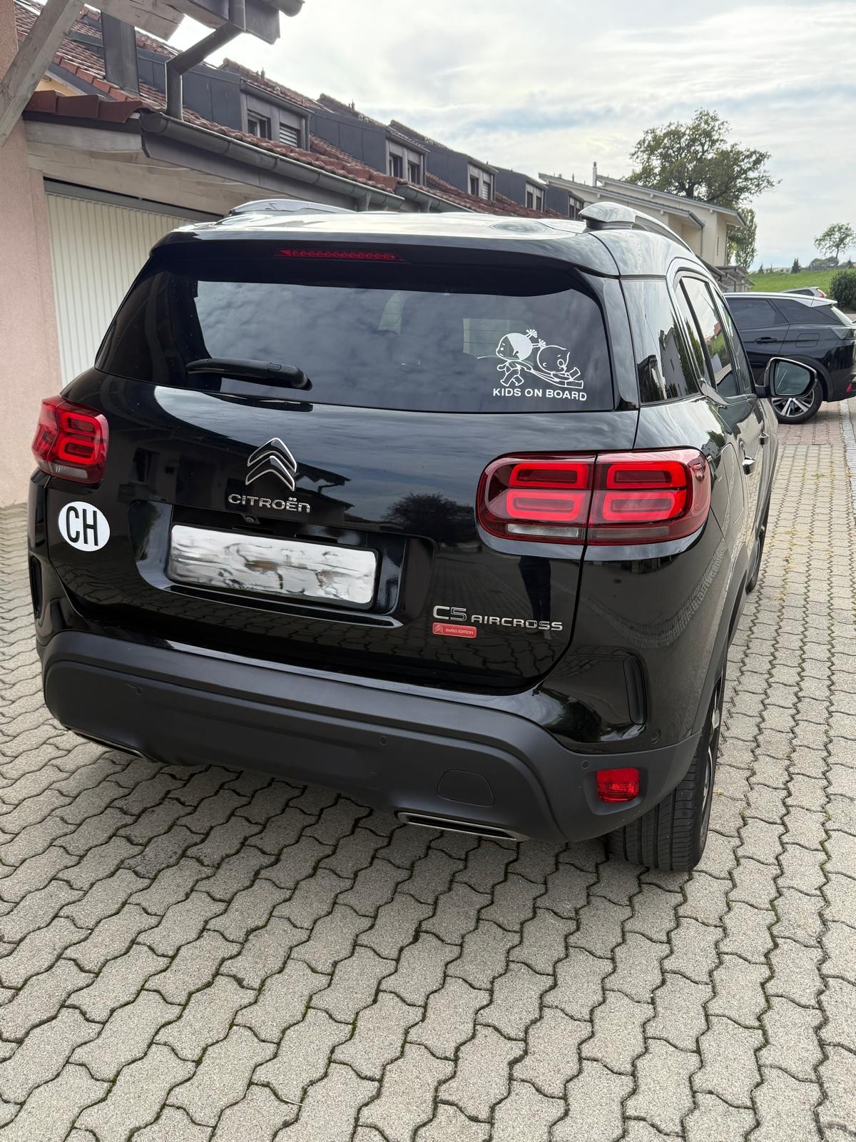 CITROEN 1.5 BlueHDi Swiss Edition-image-3