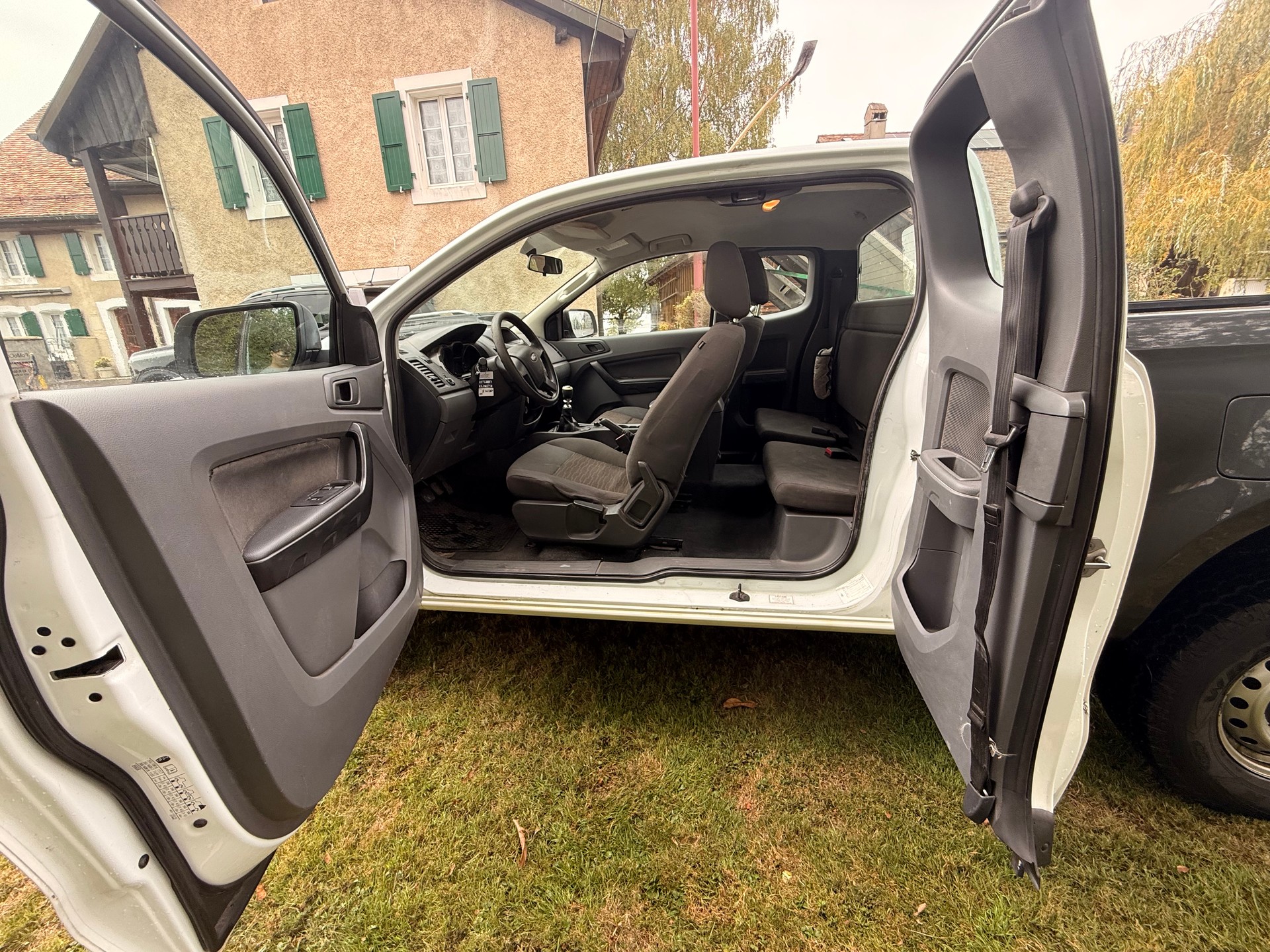 FORD 2.2 TDCi 4x4 XL-image-0