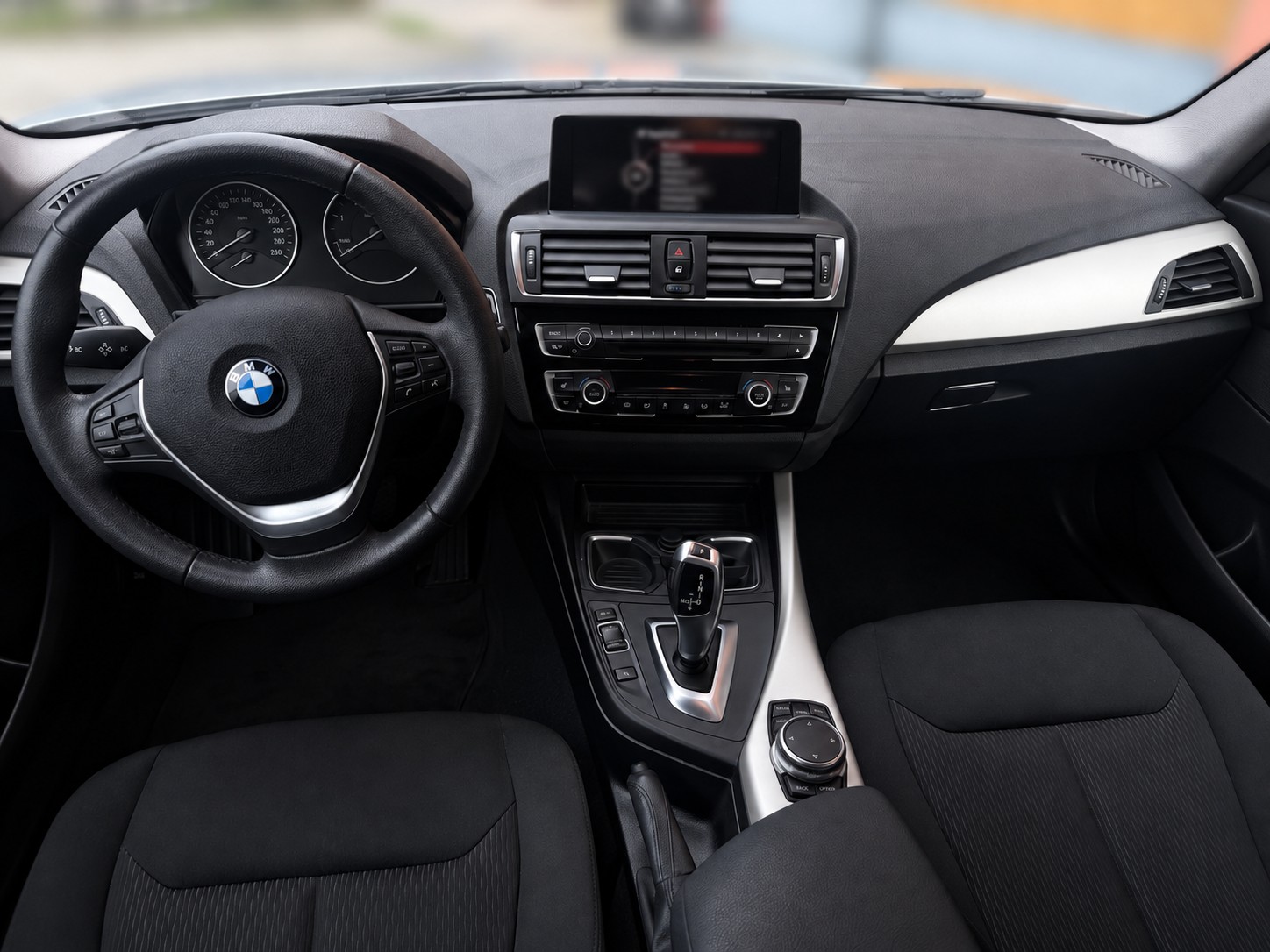 BMW 120d xDrive Steptronic-image-7