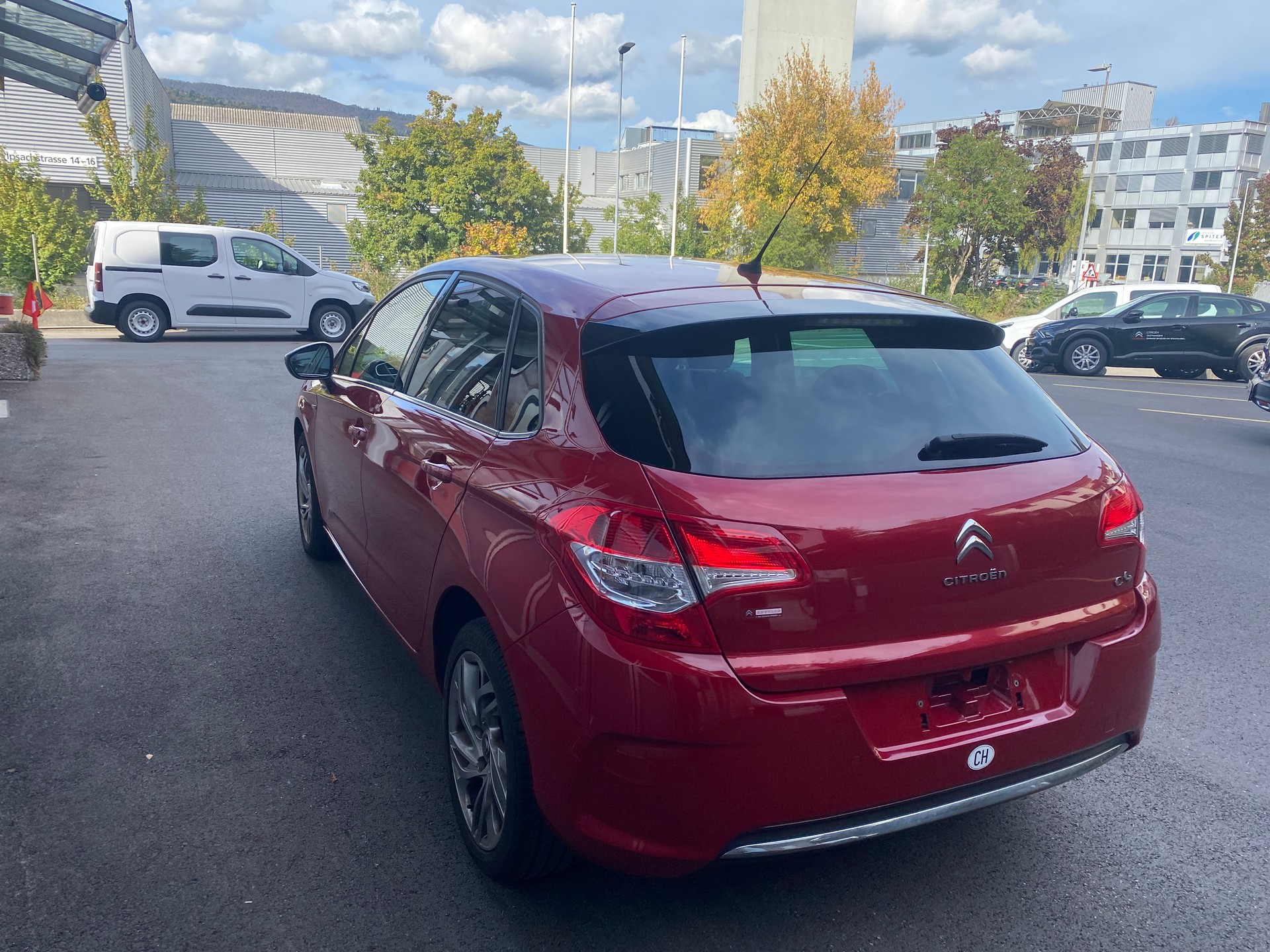 CITROEN C4 Berline 1.2 THP Exclusive-image-4