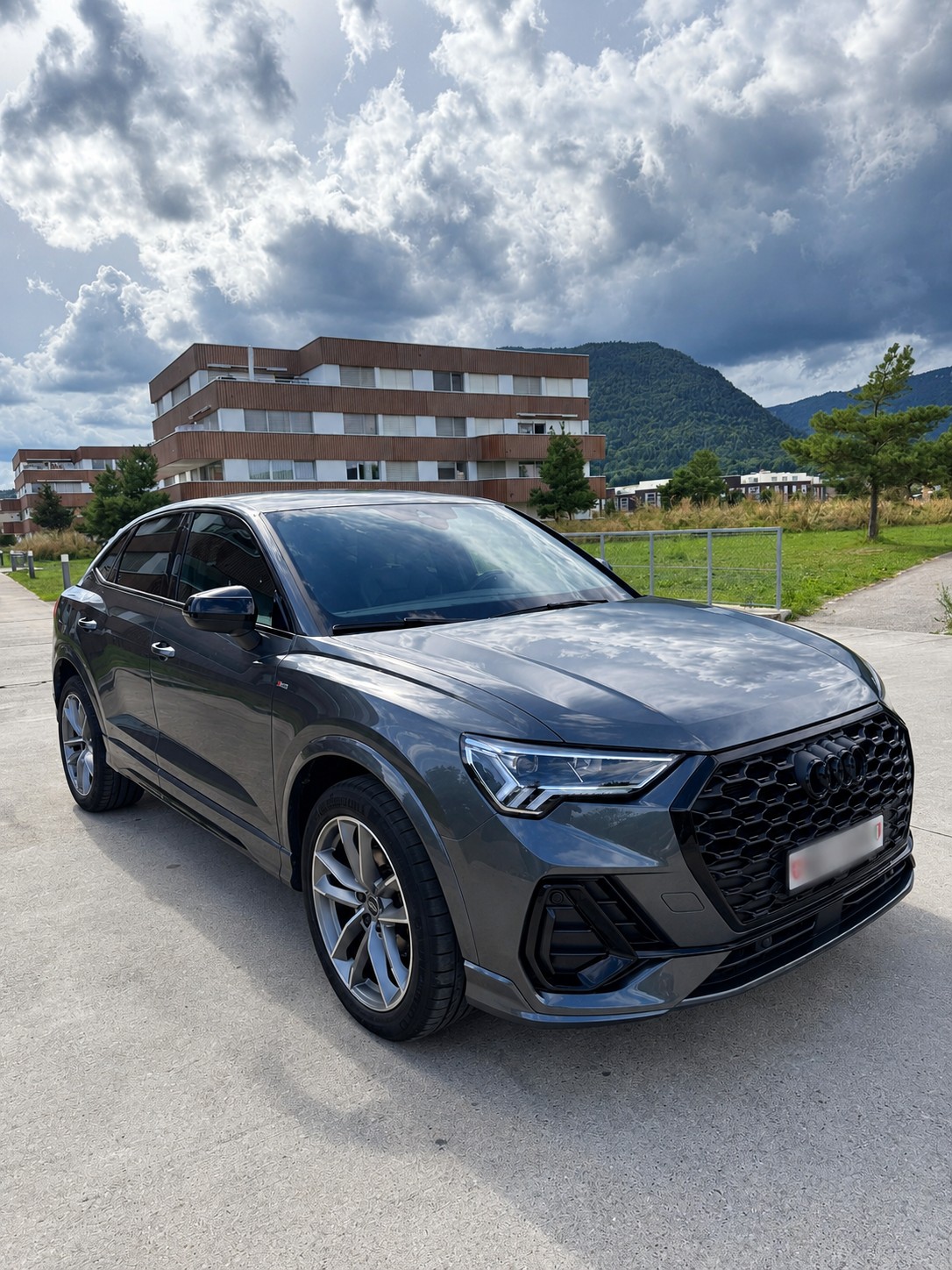 Car photo