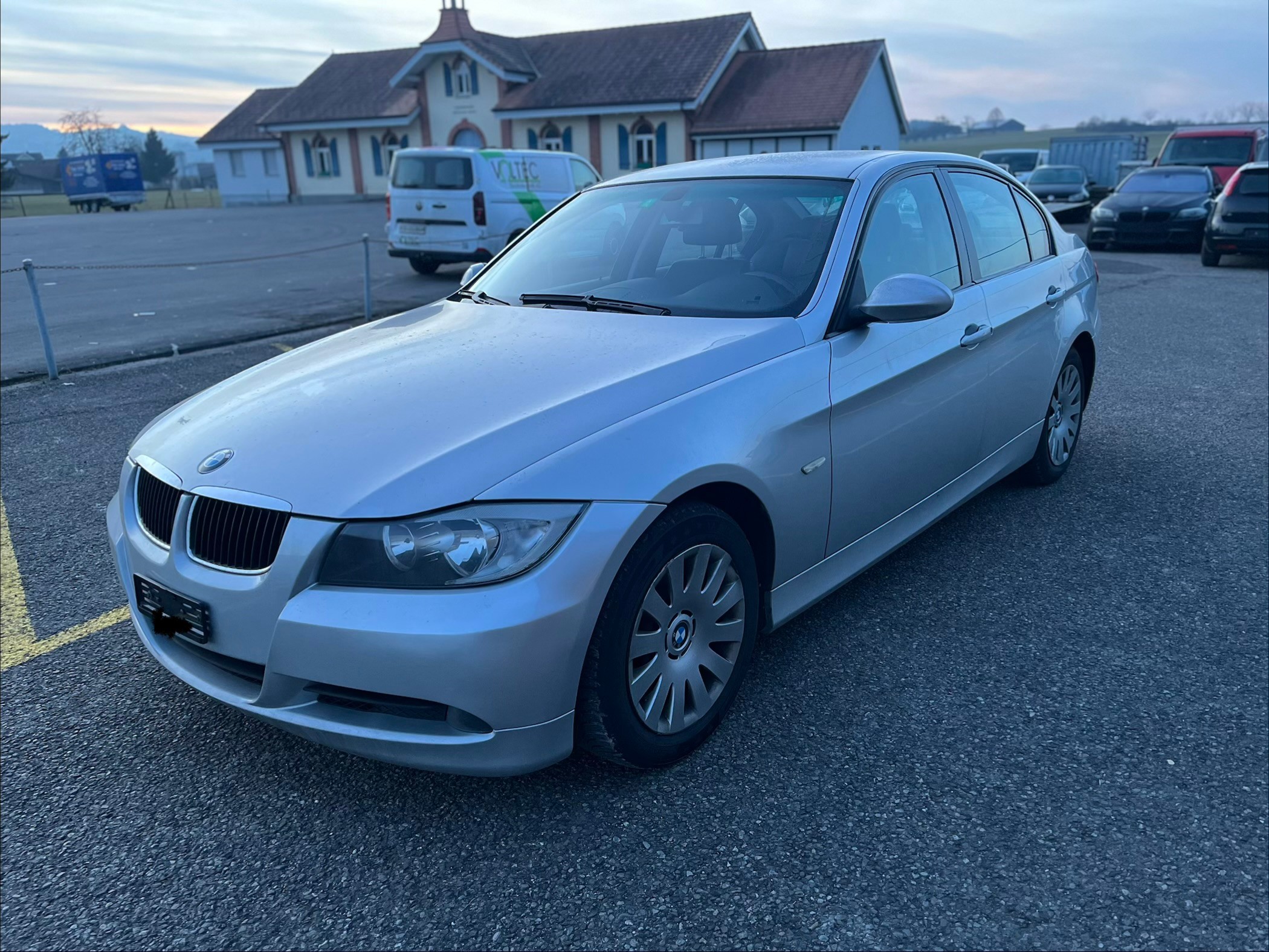 Car photo