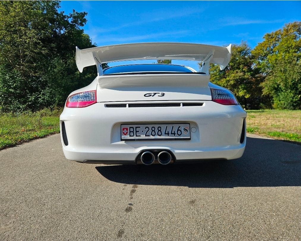 PORSCHE 911 GT3-image-6