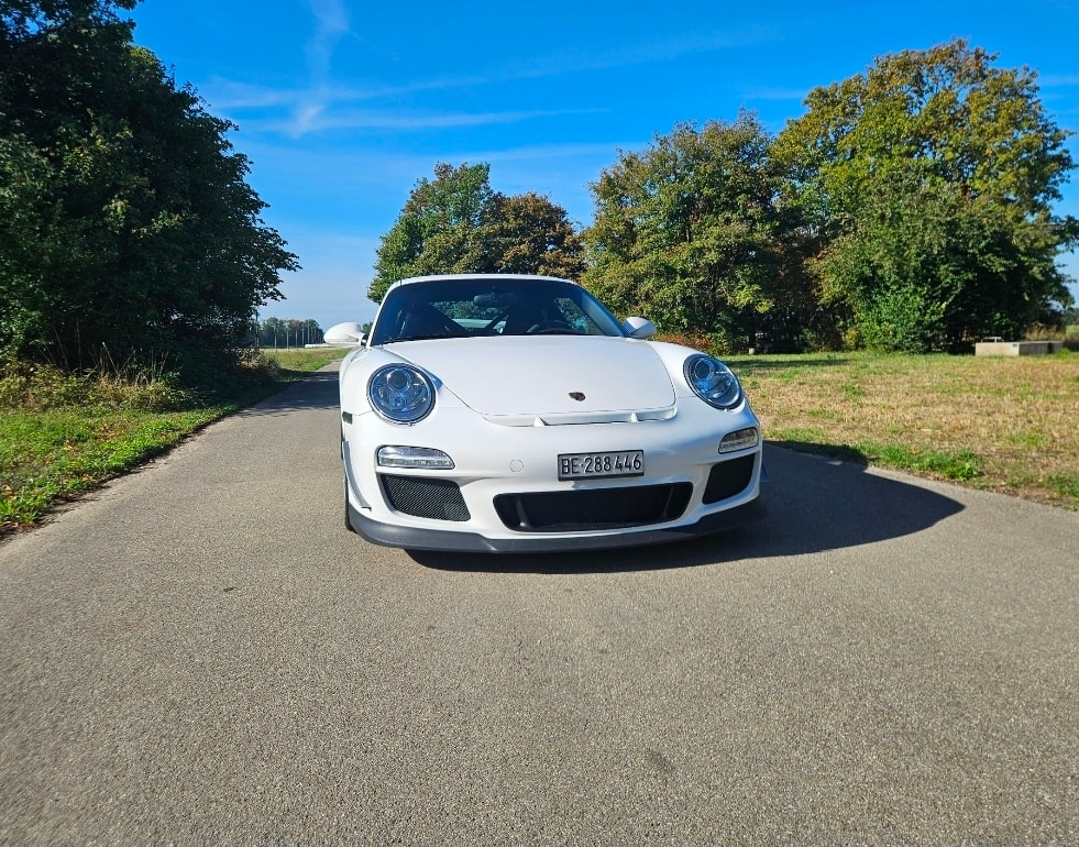 PORSCHE 911 GT3-image-2
