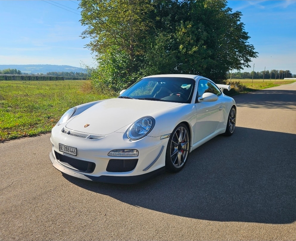 PORSCHE 911 GT3-image-0