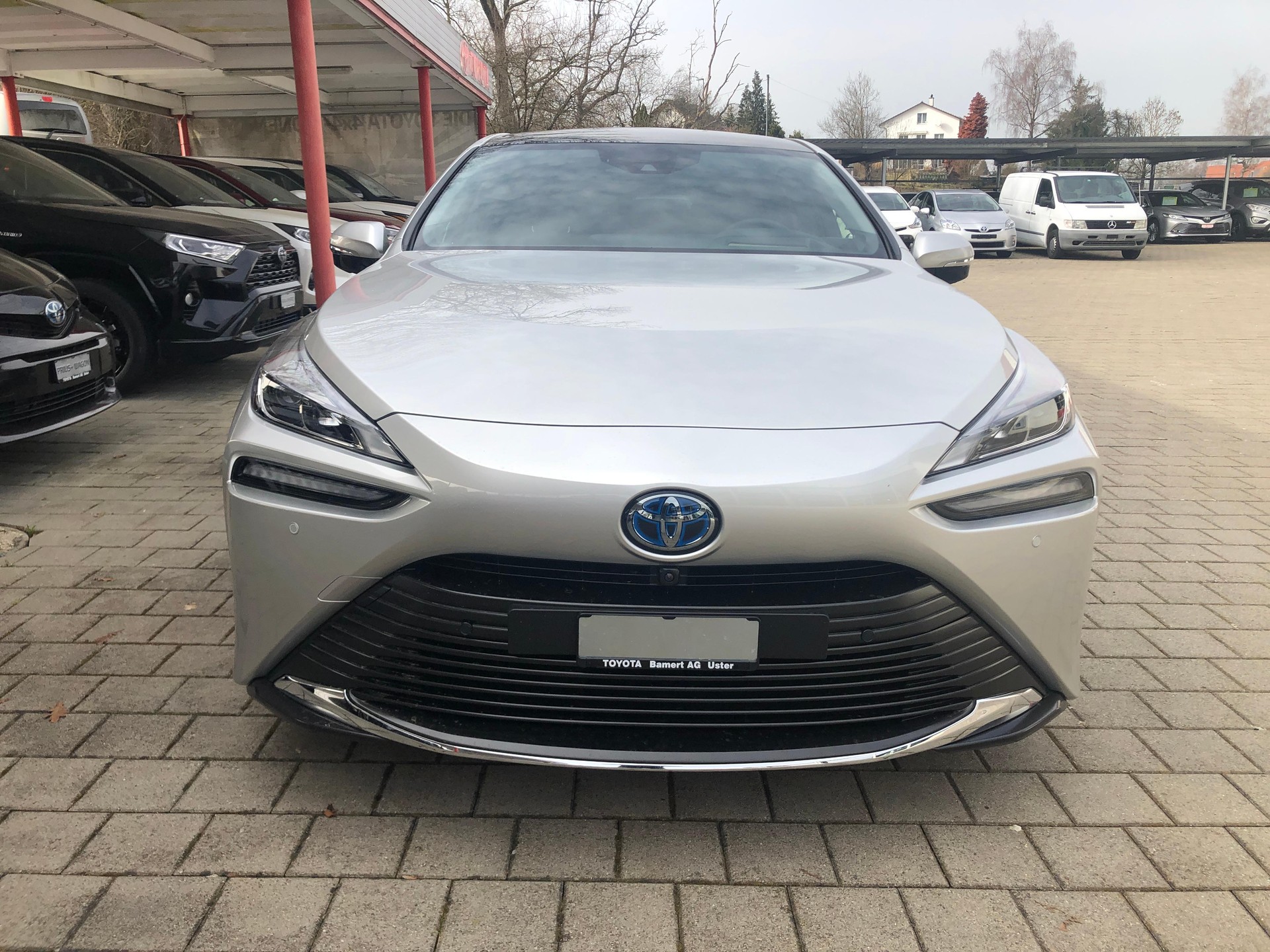 TOYOTA Mirai Fuel Cell Platinum-image-1