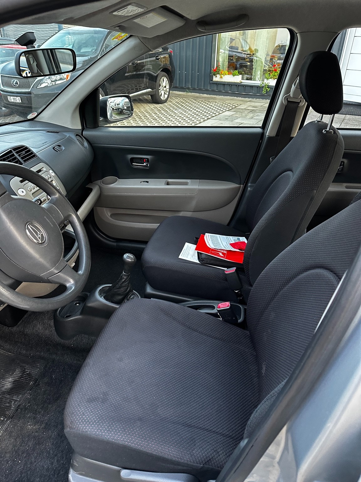 DAIHATSU Sirion 1.3 S eco-4WD-image-4