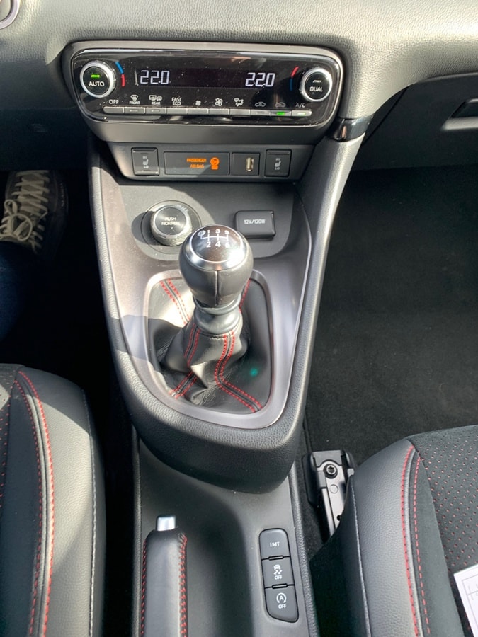 TOYOTA Yaris 1.6 GR Sport-image-5