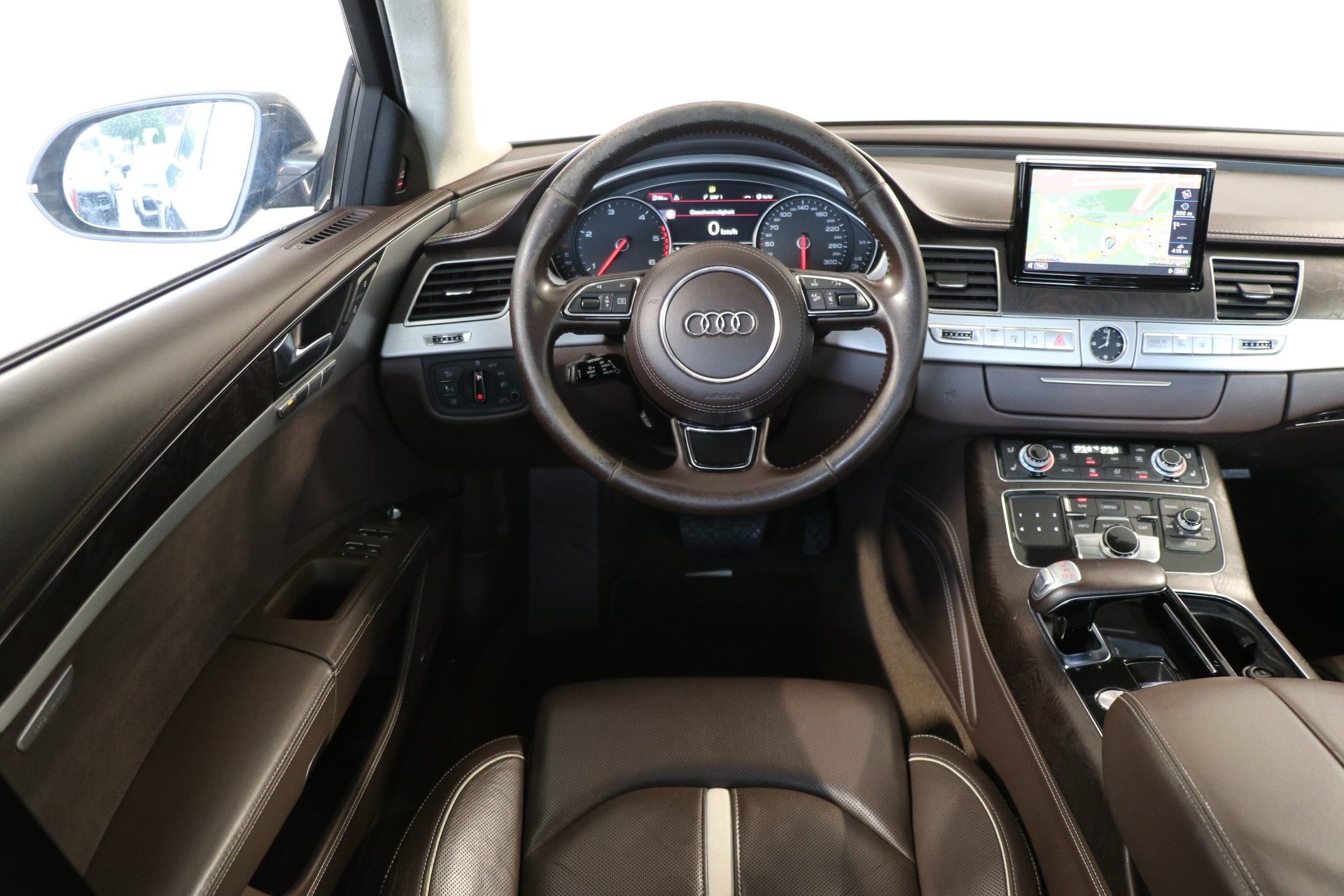 AUDI A8 4.2 TDI quattro tiptronic *Ab MFK*-image-9