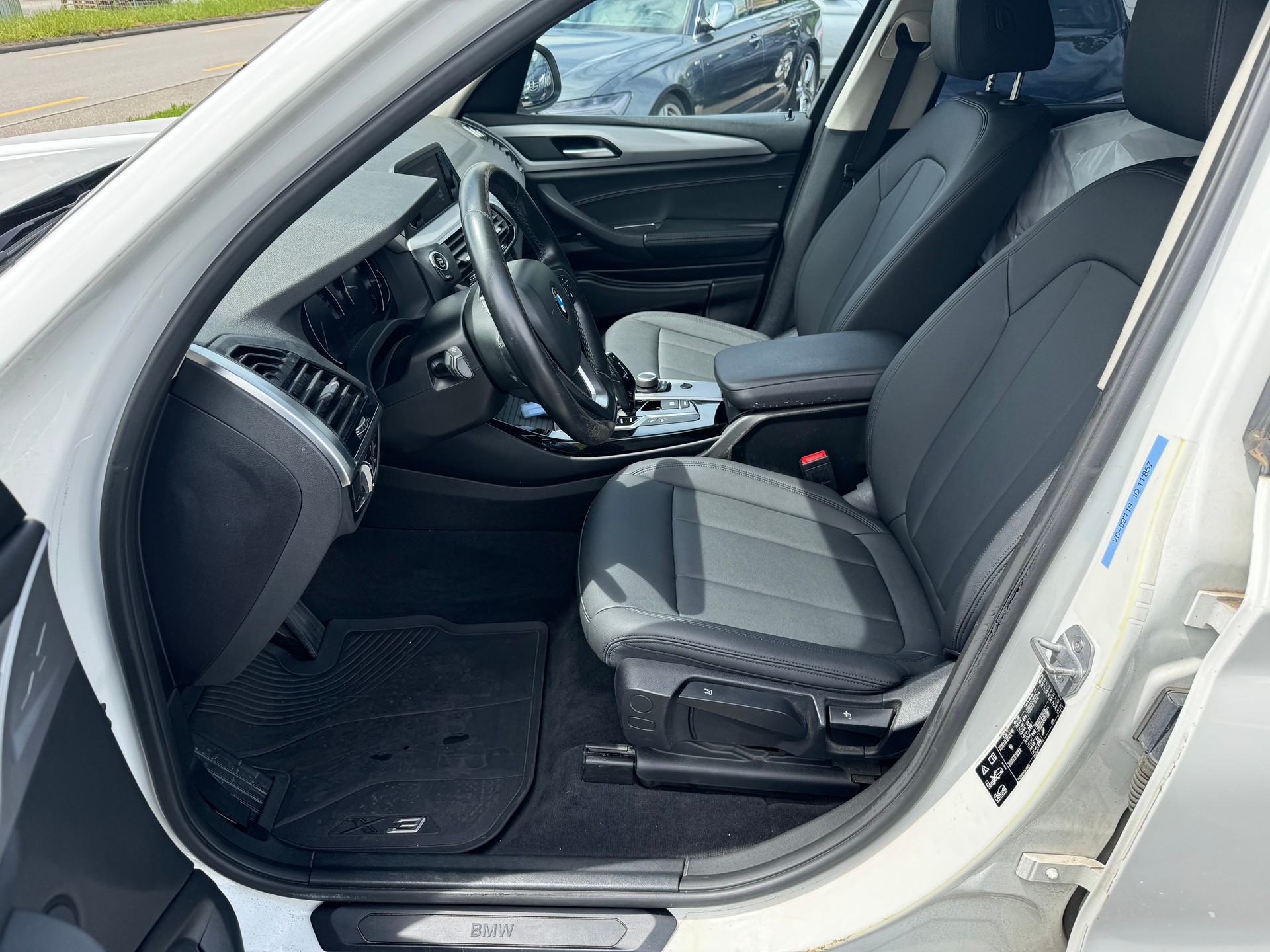 BMW X3 xDrive 30i Steptronic-image-6