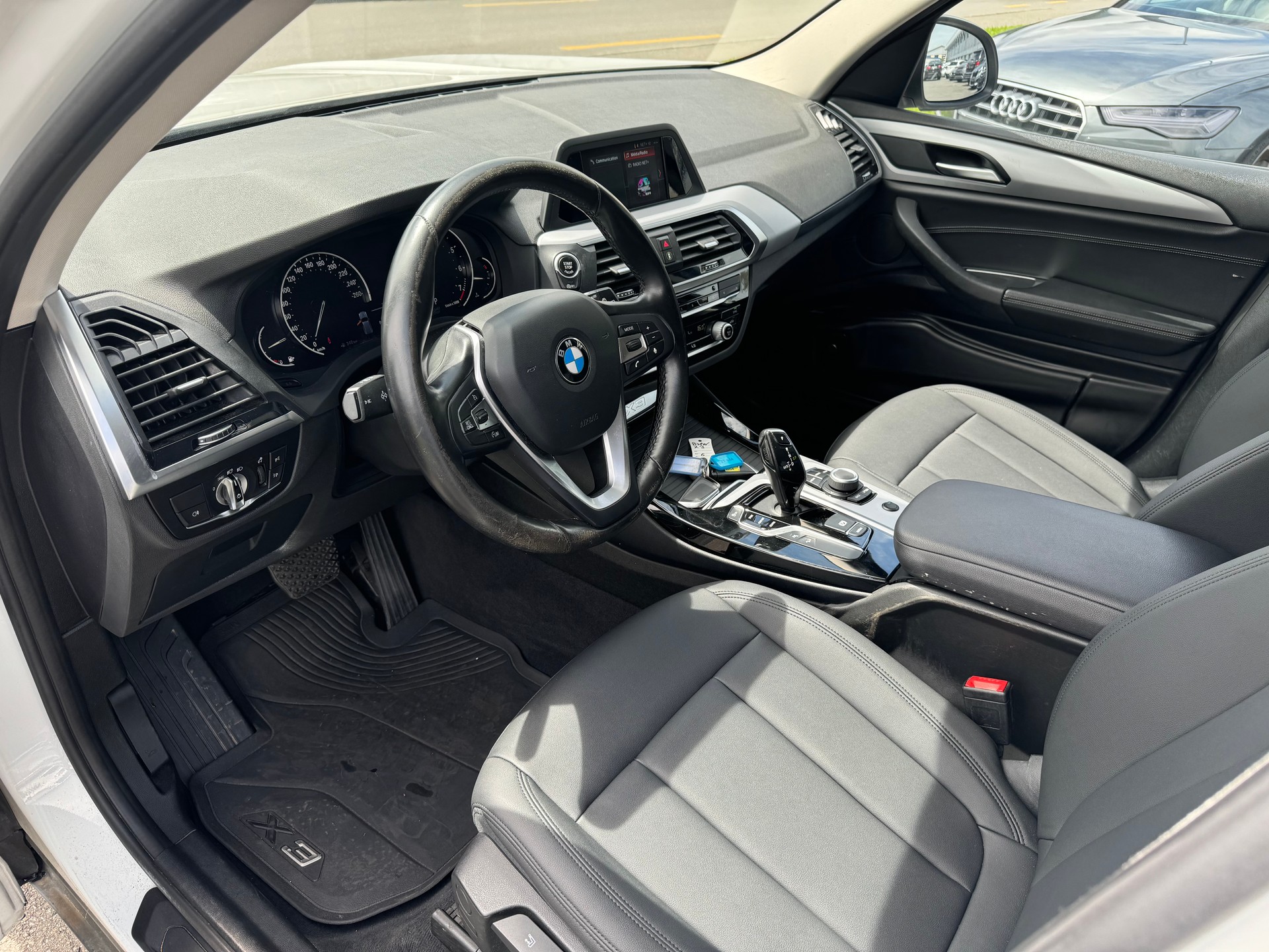 BMW X3 xDrive 30i Steptronic-image-8