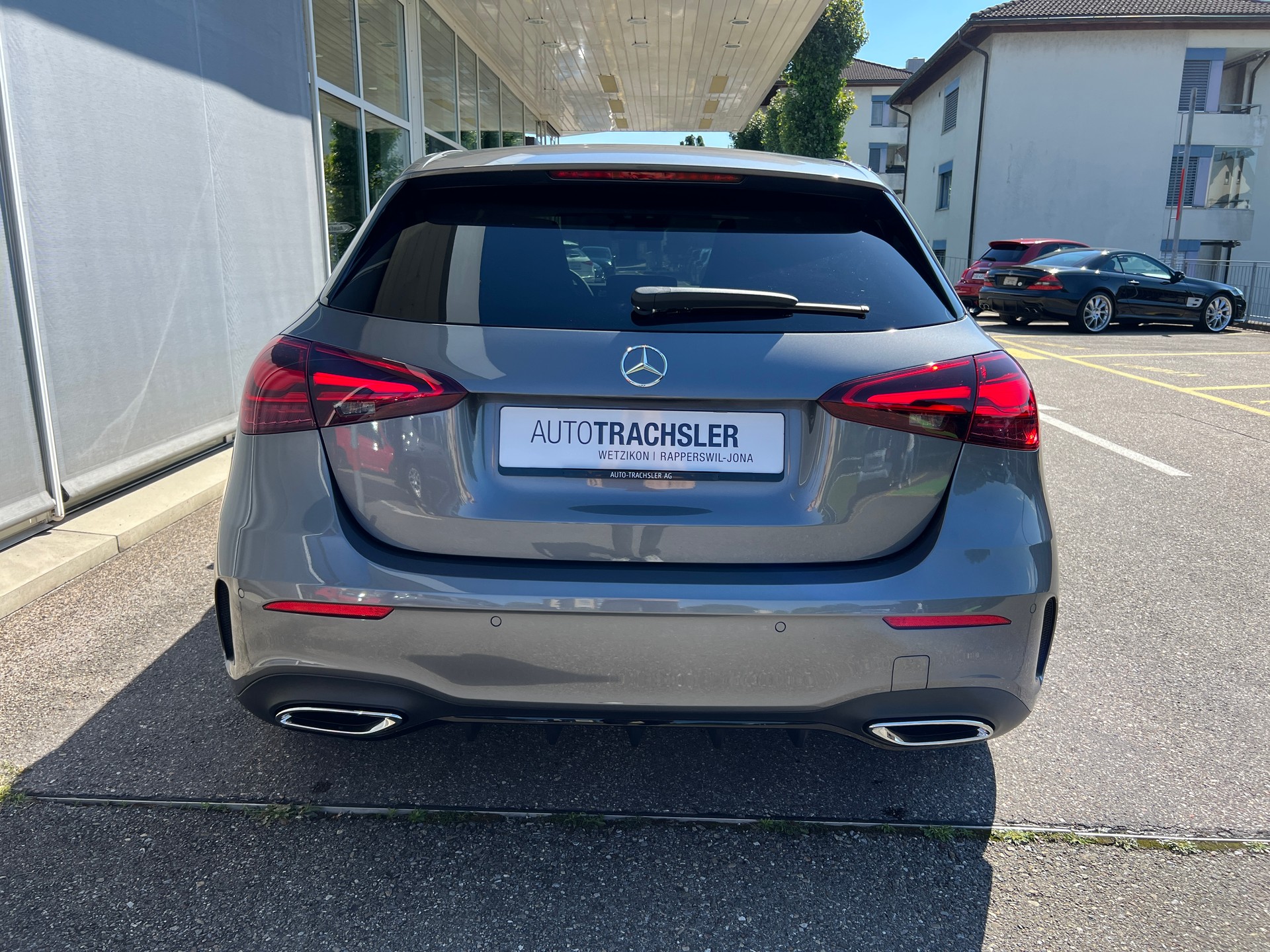 MERCEDES-BENZ A 180 7G-DCT-image-5
