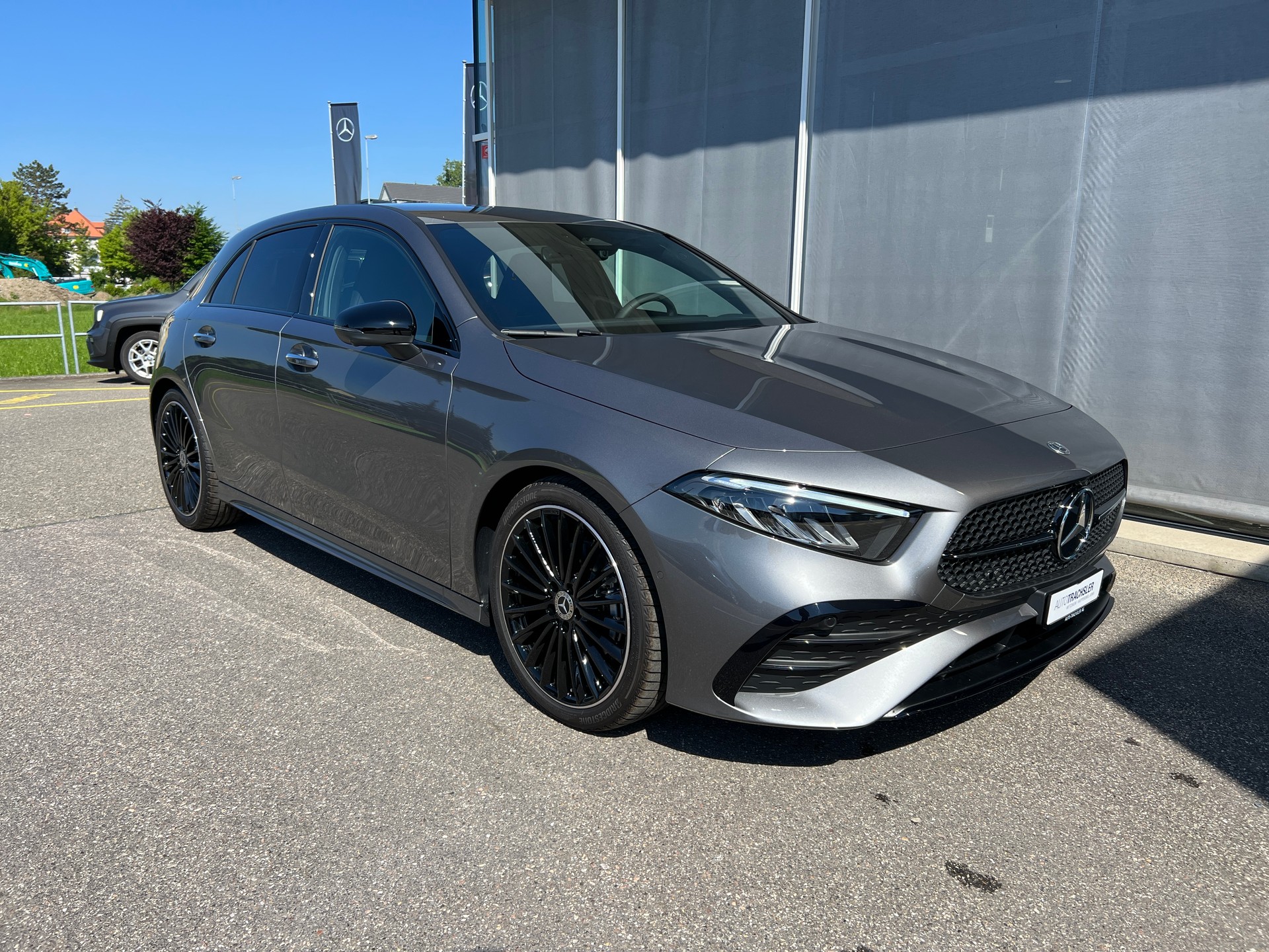 MERCEDES-BENZ A 180 7G-DCT-image-0