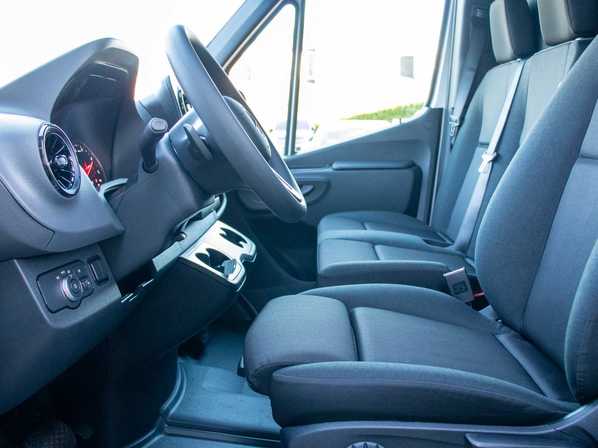 MERCEDES-BENZ Sprinter 317 CDI Lang-image-6