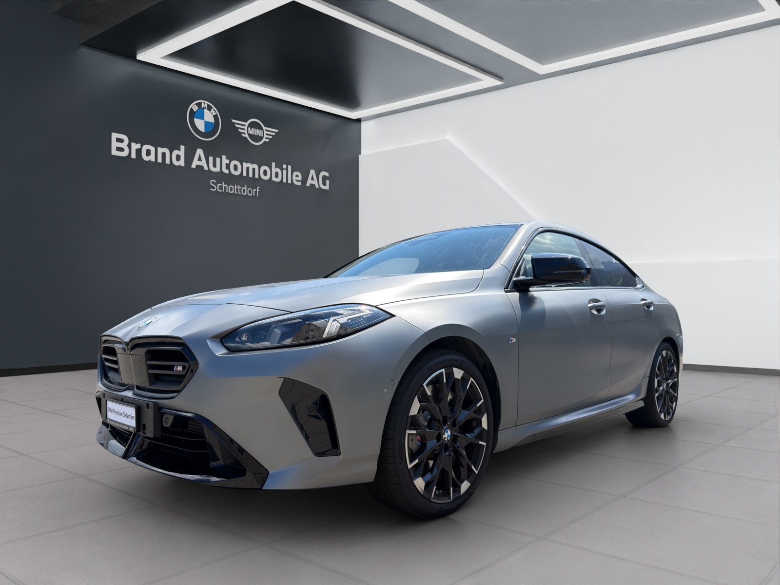 BMW M235i xDrive Gran Coupé-image-0