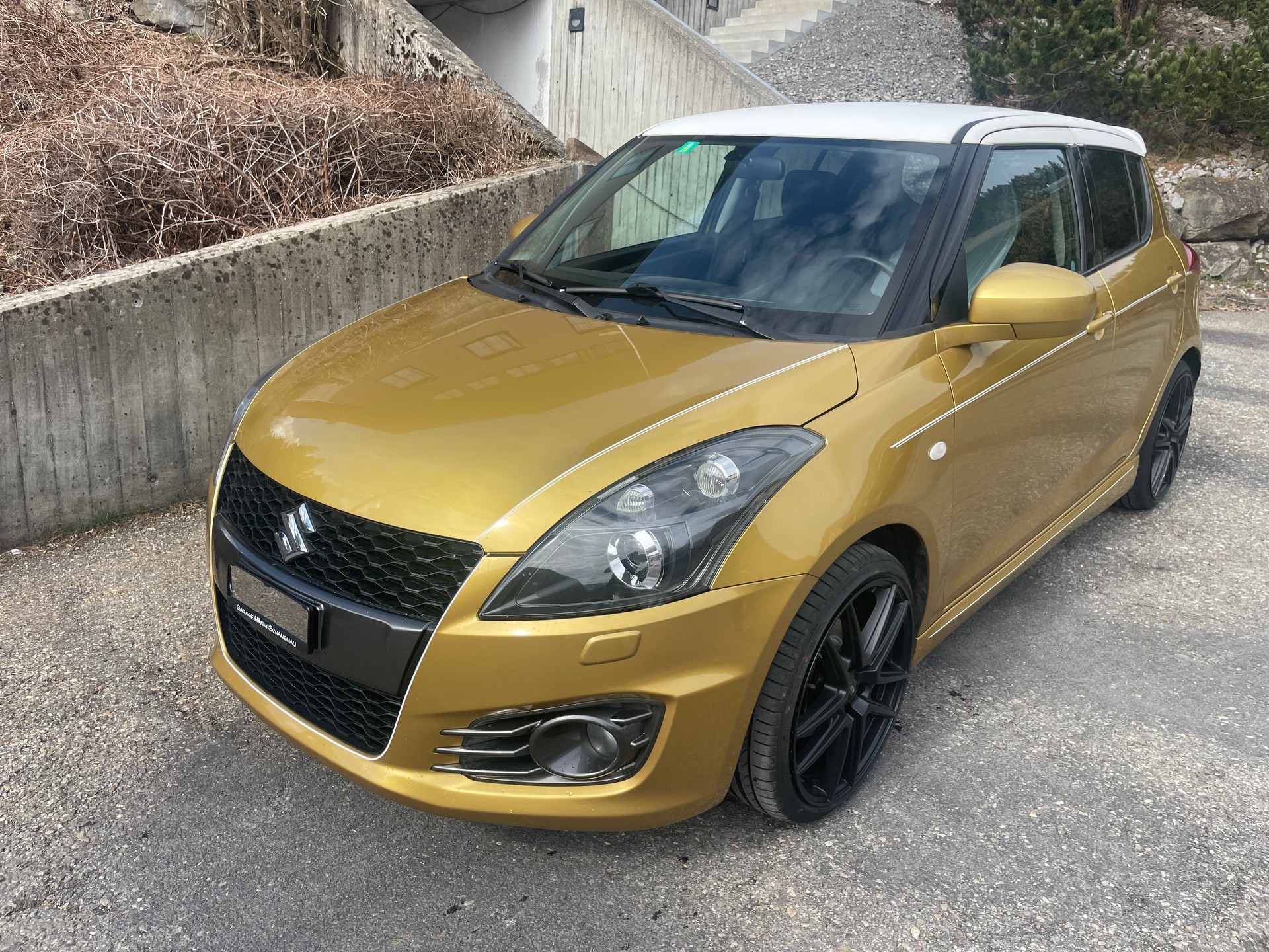 SUZUKI Swift 1.6i 16V Sport Sergio Cellano-image-1