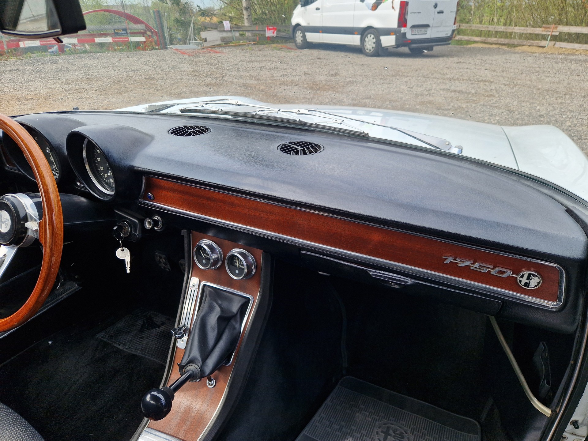 ALFA ROMEO GT-image-8