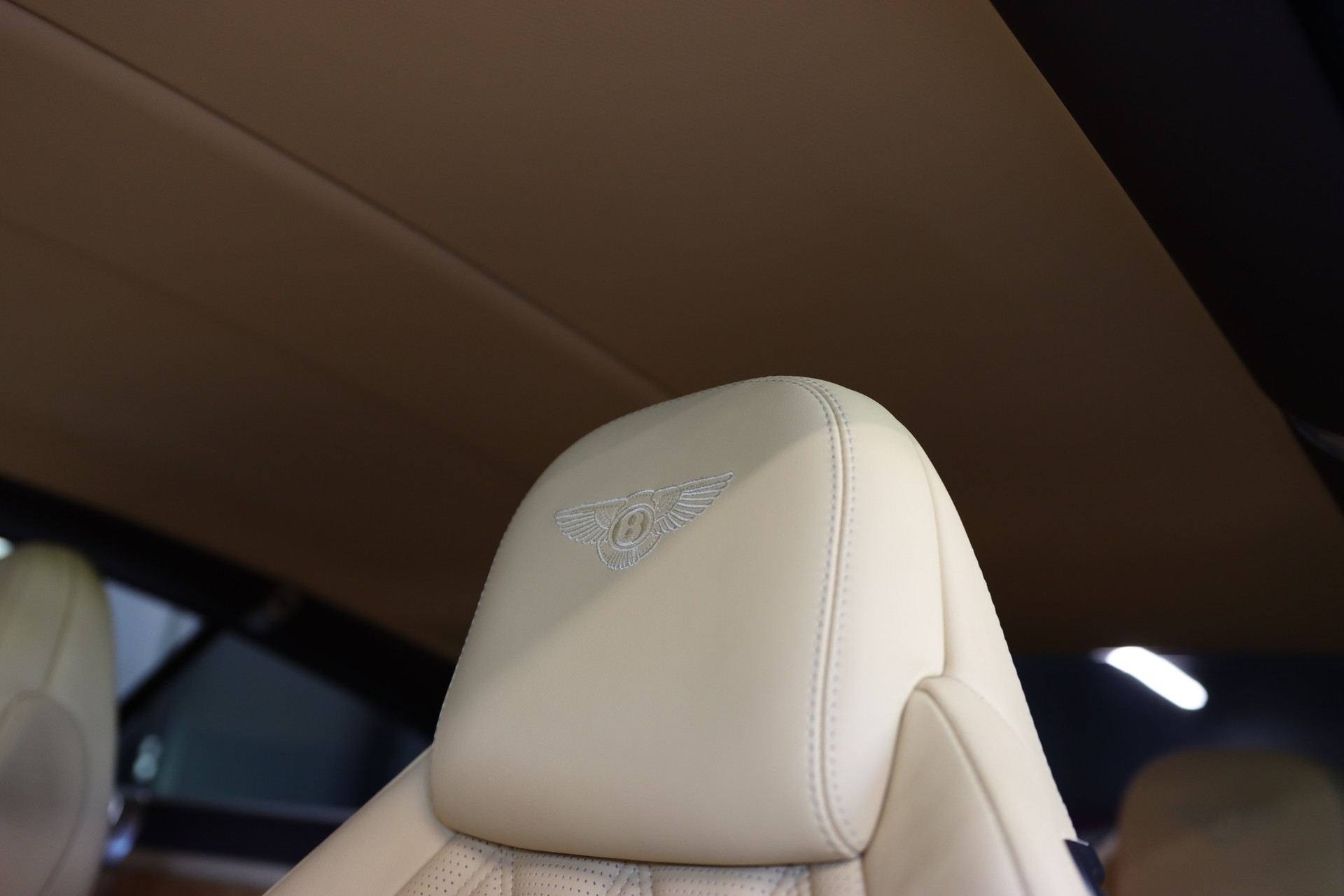 BENTLEY Continental GT 6.0 W12-image-14
