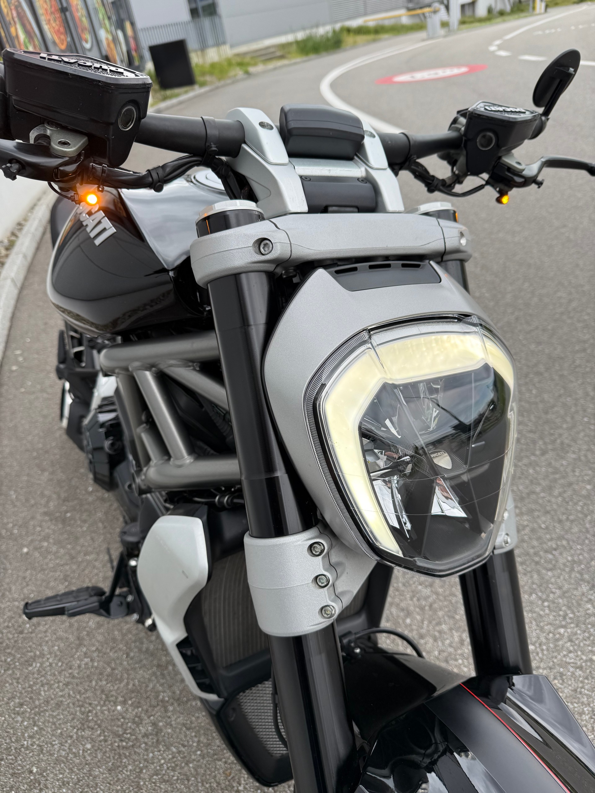 DUCATI XDiavel 1260 S-image-9