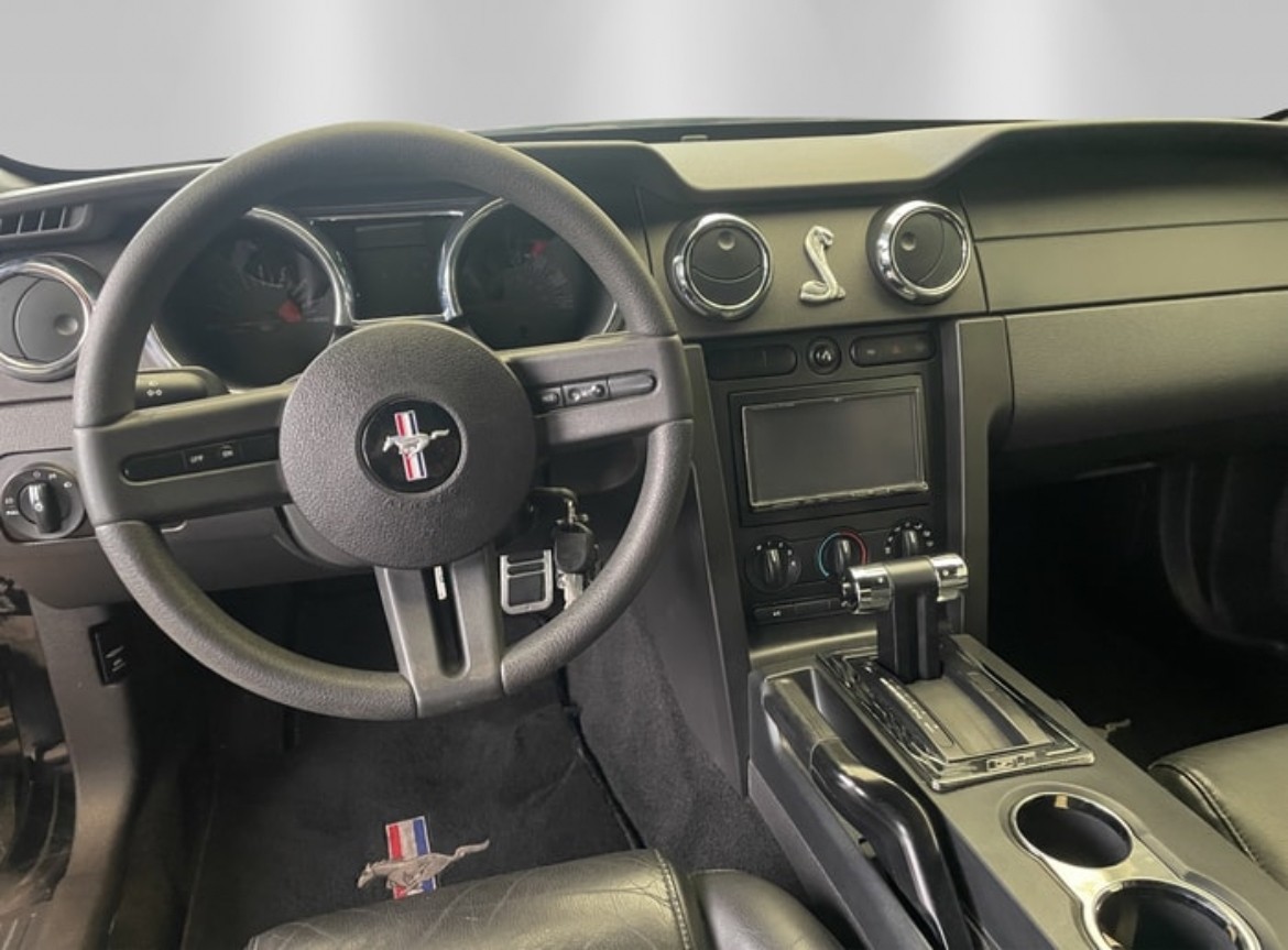 FORD Mustang GT-image-7