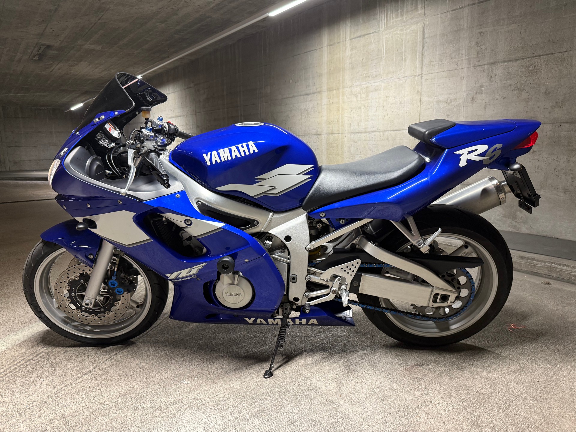 YAMAHA YZF-R6-image-5