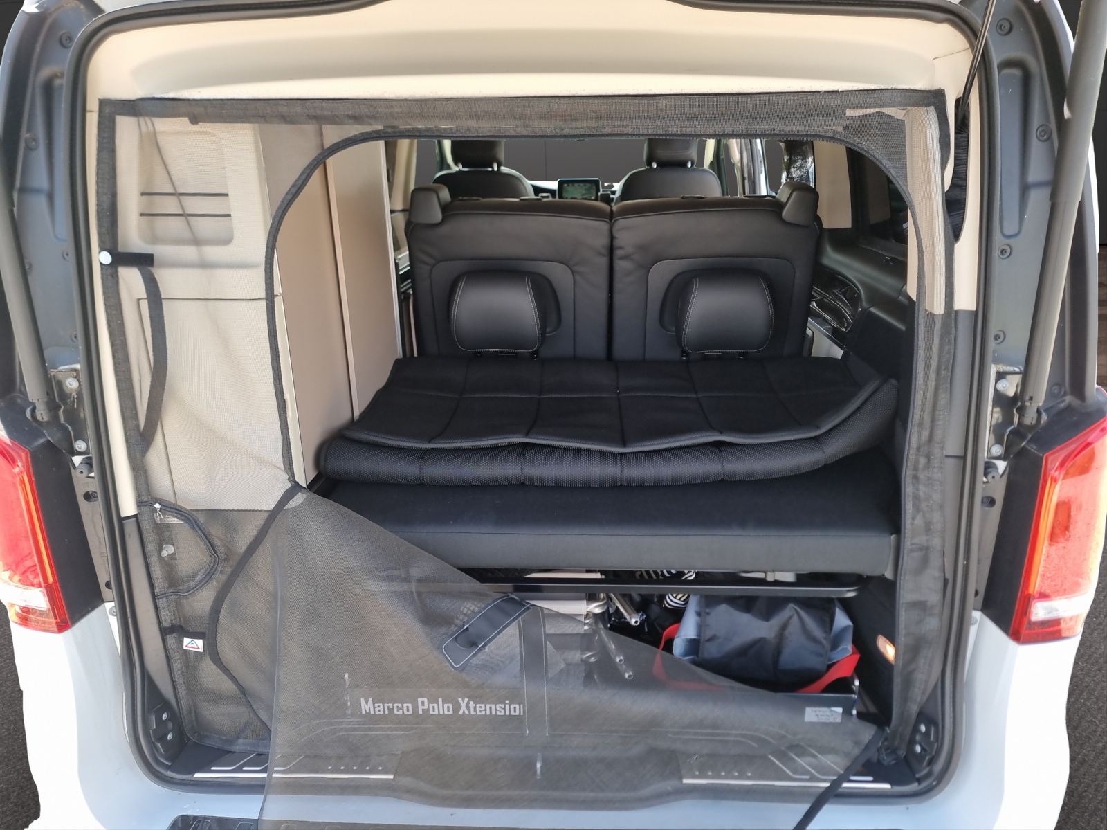 MERCEDES-BENZ Marco Polo 300 d 4M Automat-image-11