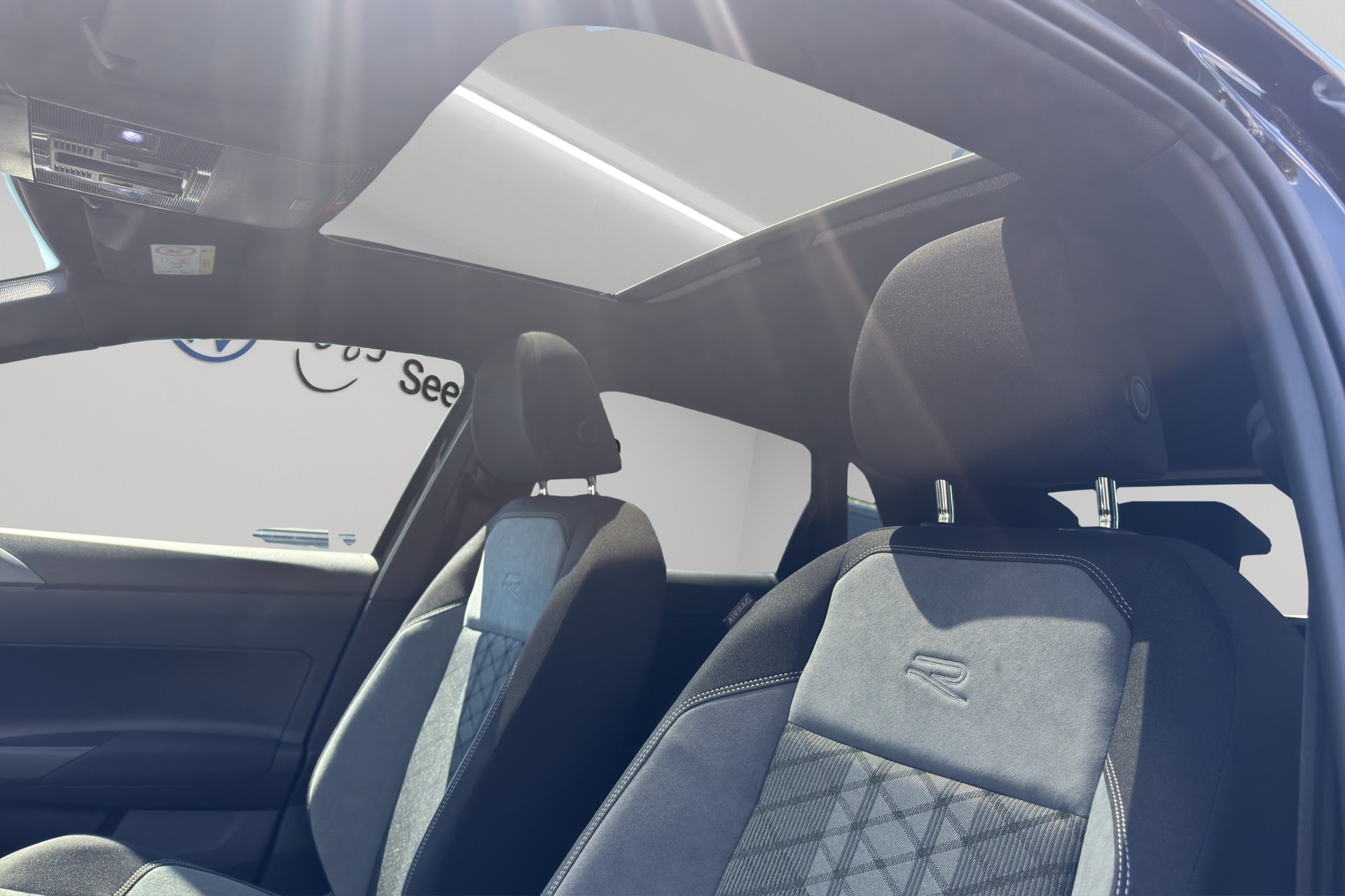 VW Polo 1.0 TSI R-Line DSG-image-10