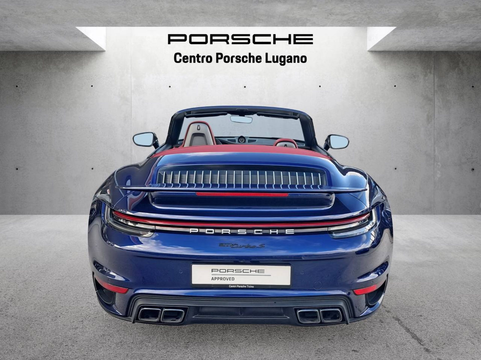 PORSCHE 911 Turbo S Cabrio-image-10