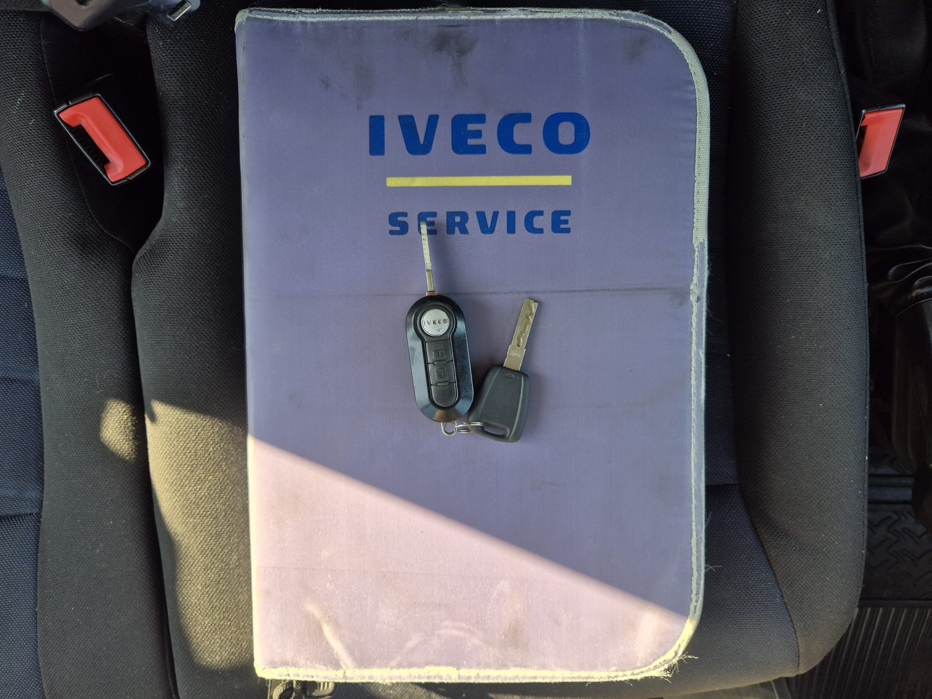 IVECO 35 S 16-image-31