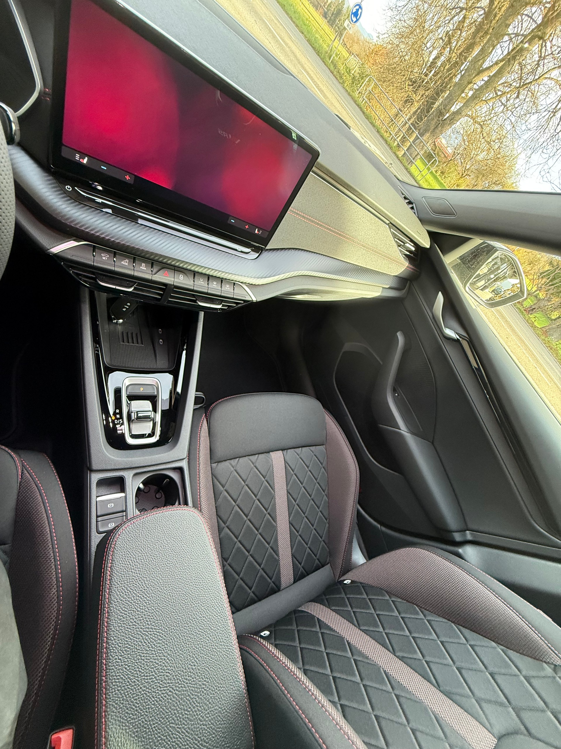SKODA Octavia Combi 2.0 TSI DSG RS / VENDUE VERKAUFT-image-8