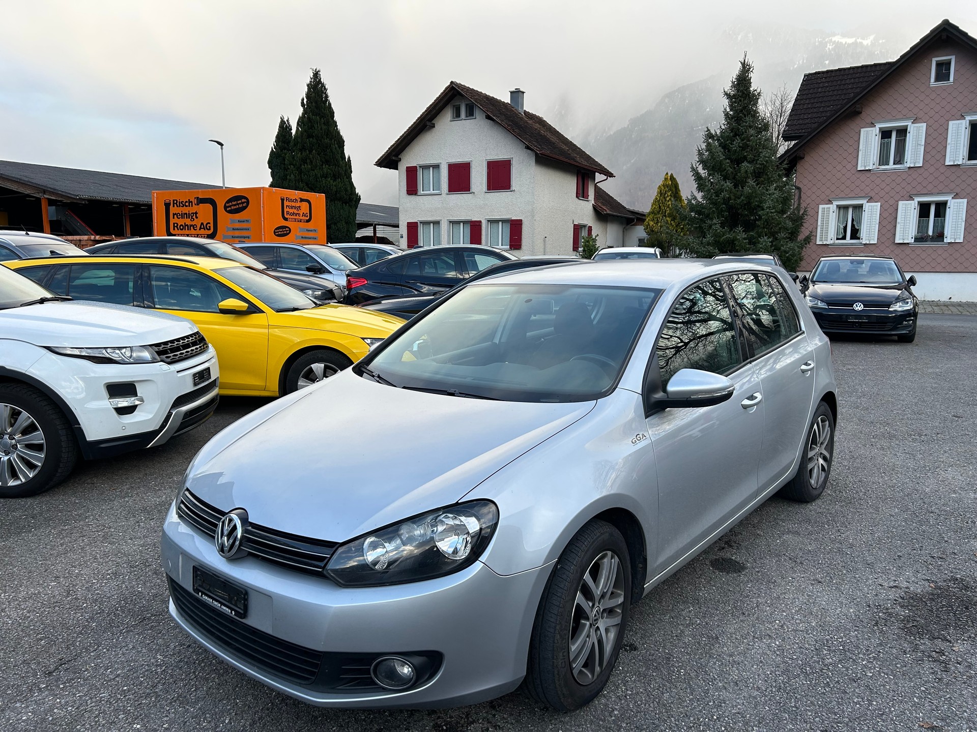 VW Golf 2.0 TDI Comfortline 4Motion-image-10