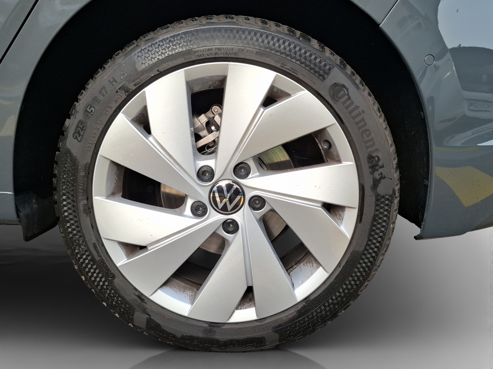 VW Golf 1.5 e TSI mHEV United DSG-image-13