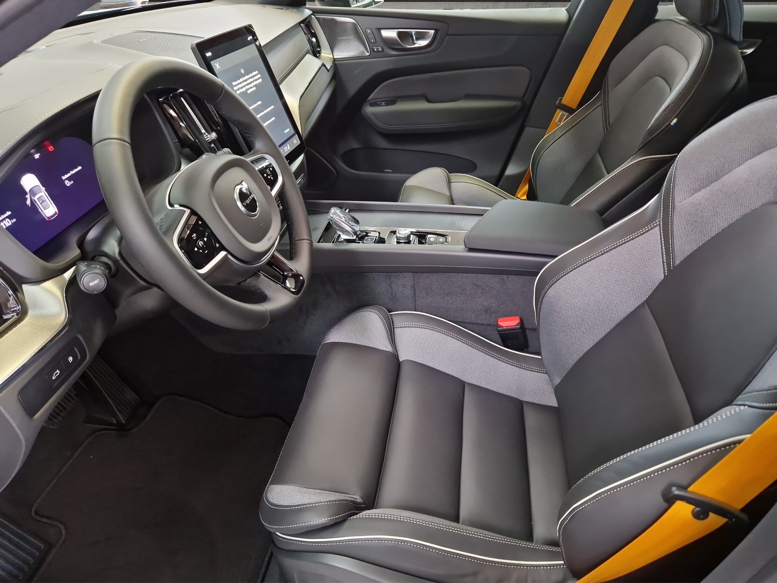 VOLVO XC60 2.0 T8 TE Polestar eAWD-image-10