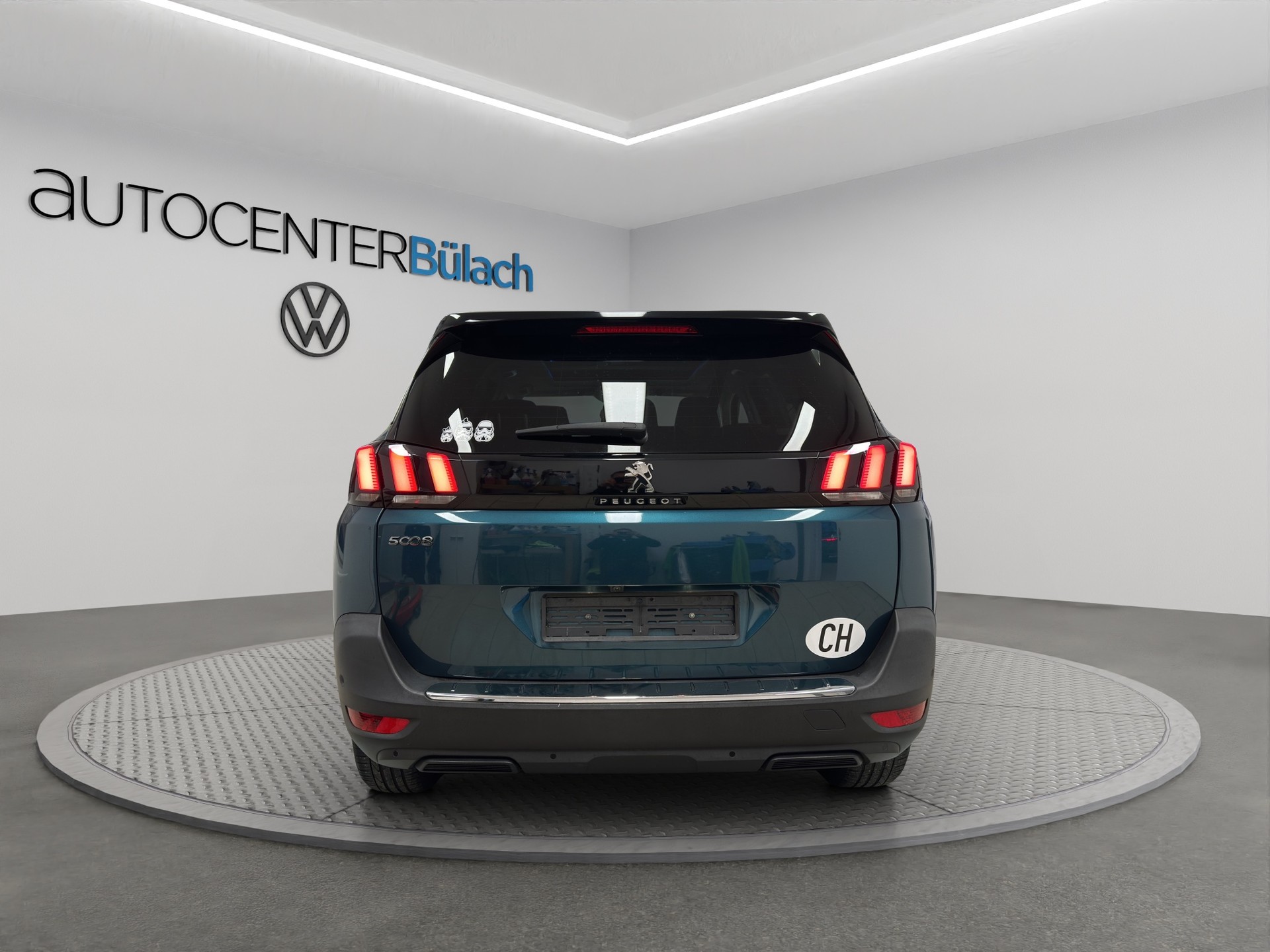 PEUGEOT 5008 1.2 Pure Tech Allure EAT8-image-4