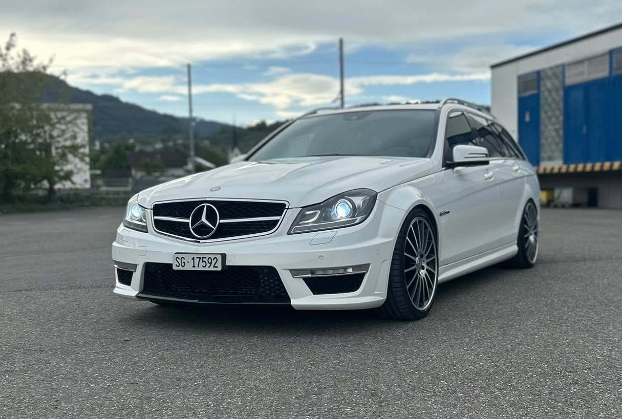 MERCEDES-BENZ C 63 AMG Avantgarde Speedshift MCT-image-2
