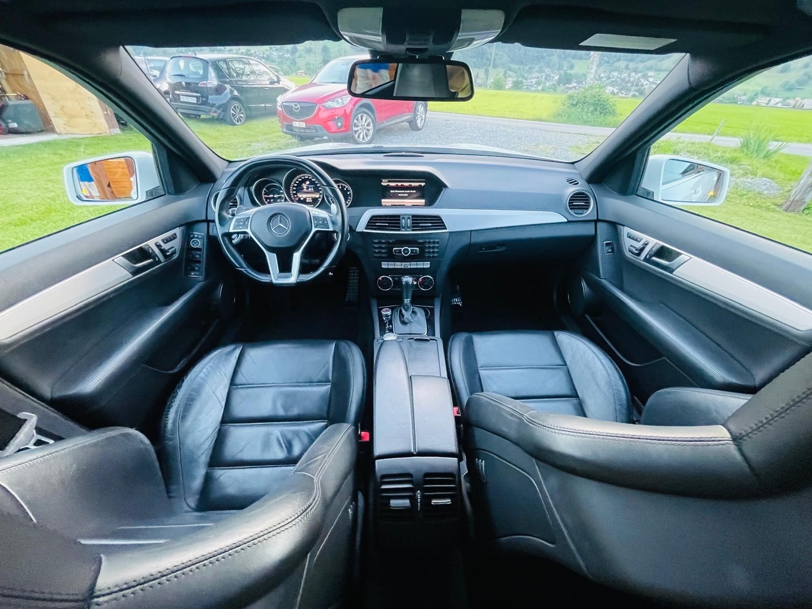 MERCEDES-BENZ C 63 AMG Avantgarde Speedshift MCT-image-11