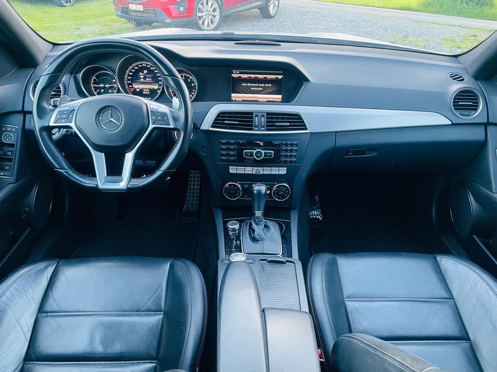 MERCEDES-BENZ C 63 AMG Avantgarde Speedshift MCT-image-12
