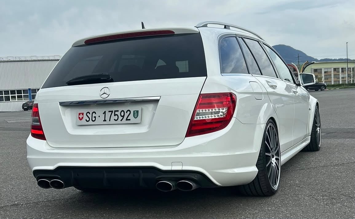 MERCEDES-BENZ C 63 AMG Avantgarde Speedshift MCT-image-6