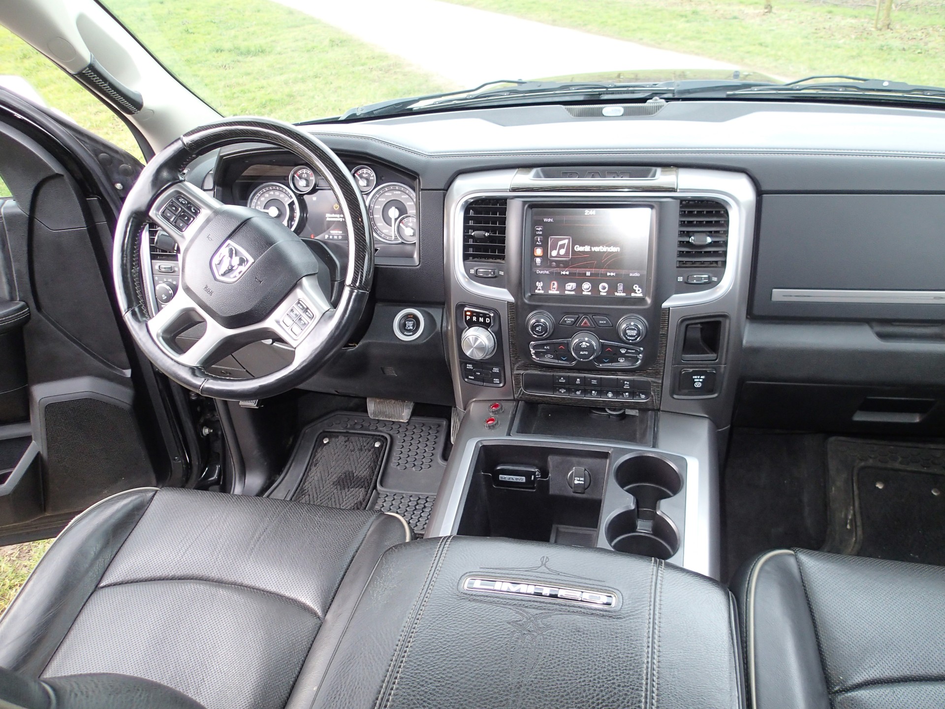 DODGE Ram 1500 Crew Cab 5.7 Hemi Limited Anhängelast 10.5 t-image-6