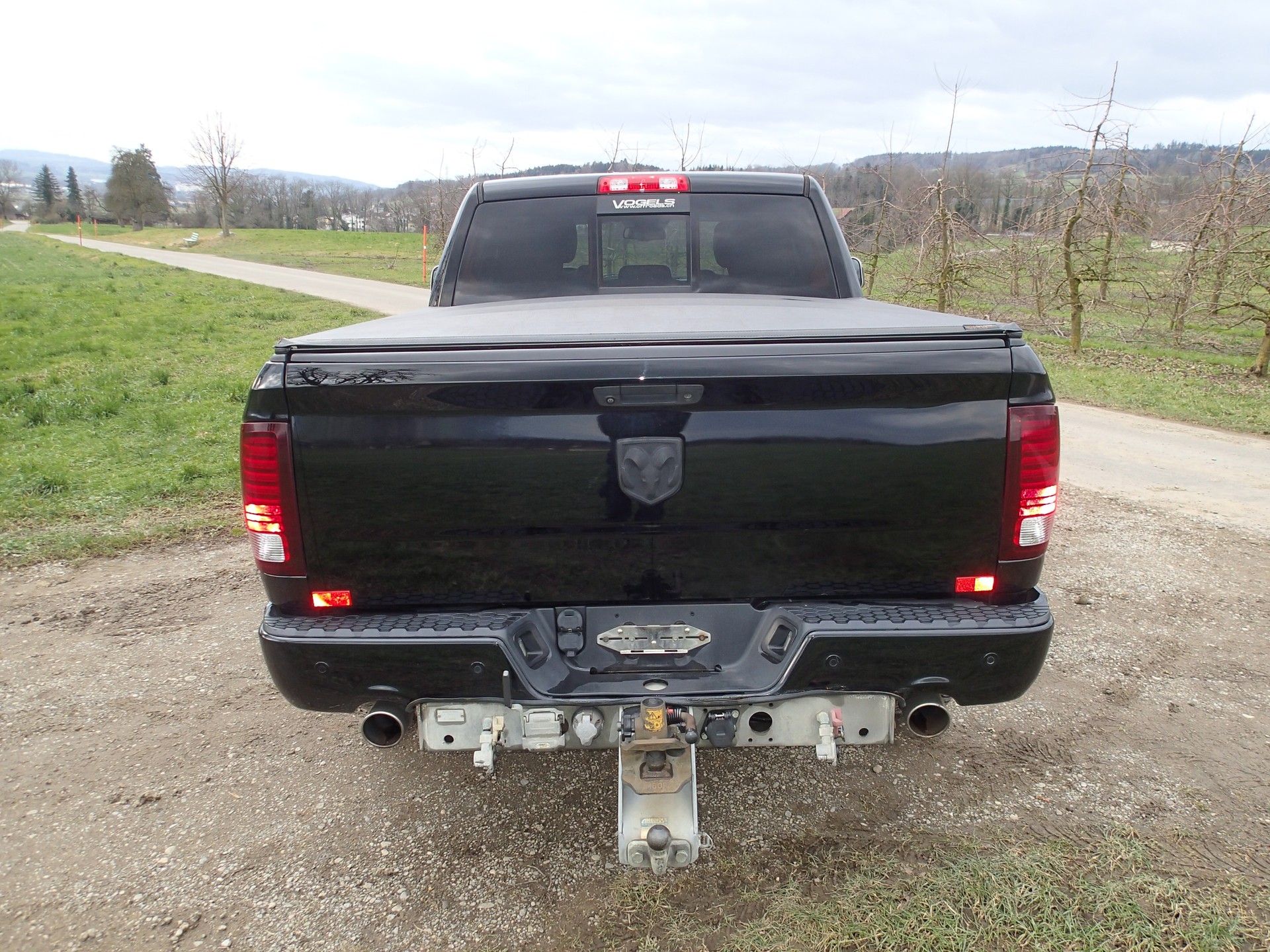 DODGE Ram 1500 Crew Cab 5.7 Hemi Limited Anhängelast 10.5 t-image-7