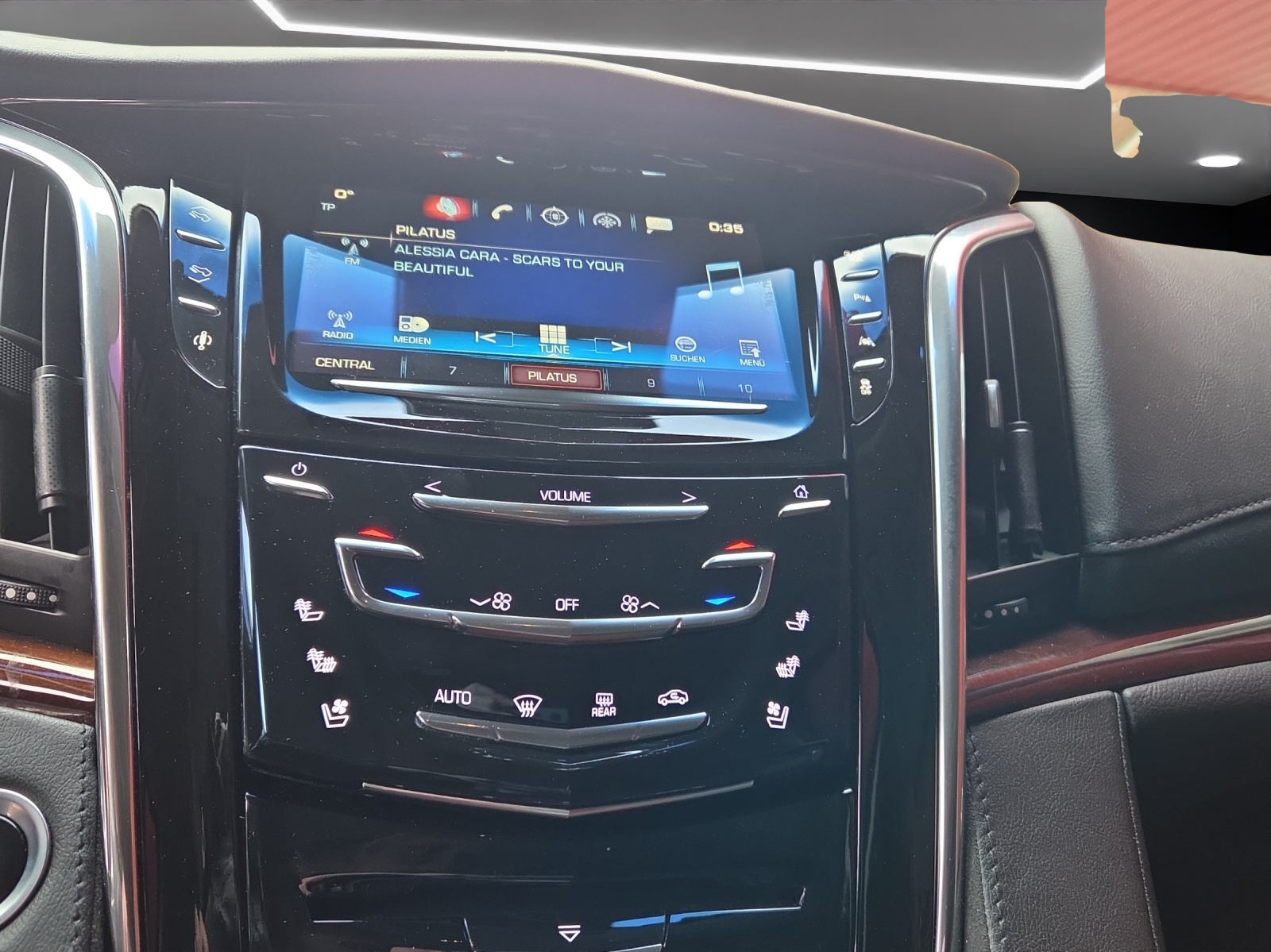 CADILLAC Escalade 6.2 Premium Automatic-image-8
