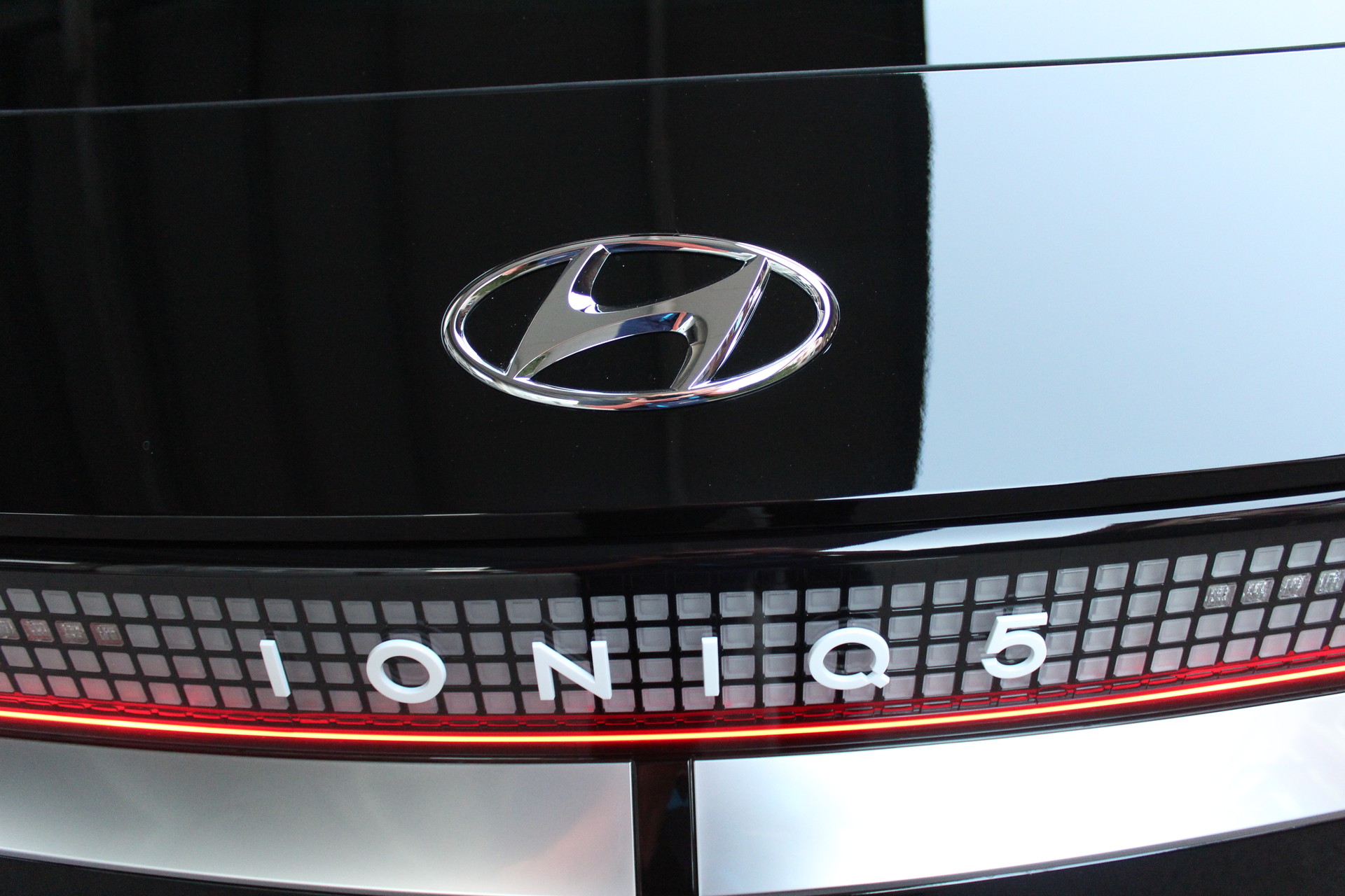 HYUNDAI Ioniq 5 72kWh Vertex 4WD-image-13