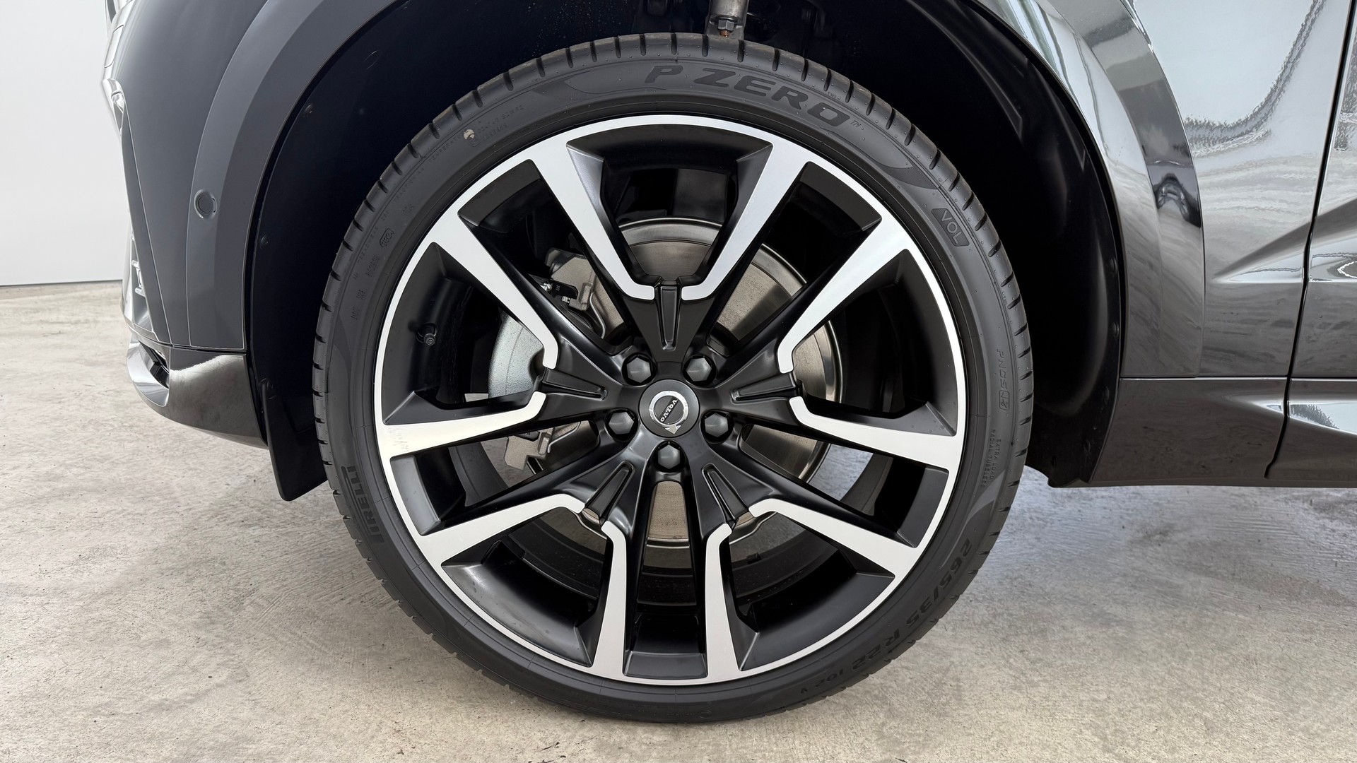 VOLVO XC60 2.0 T8 TE Ultra Dark eAWD-image-7