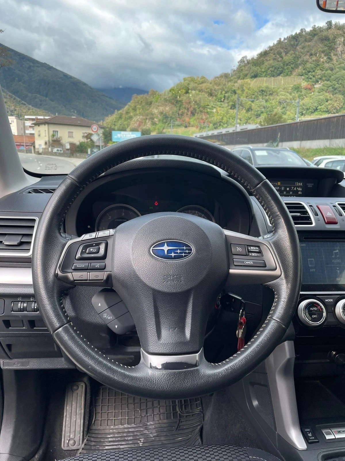 SUBARU Forester 2.0D Swiss Lineatronic-image-9