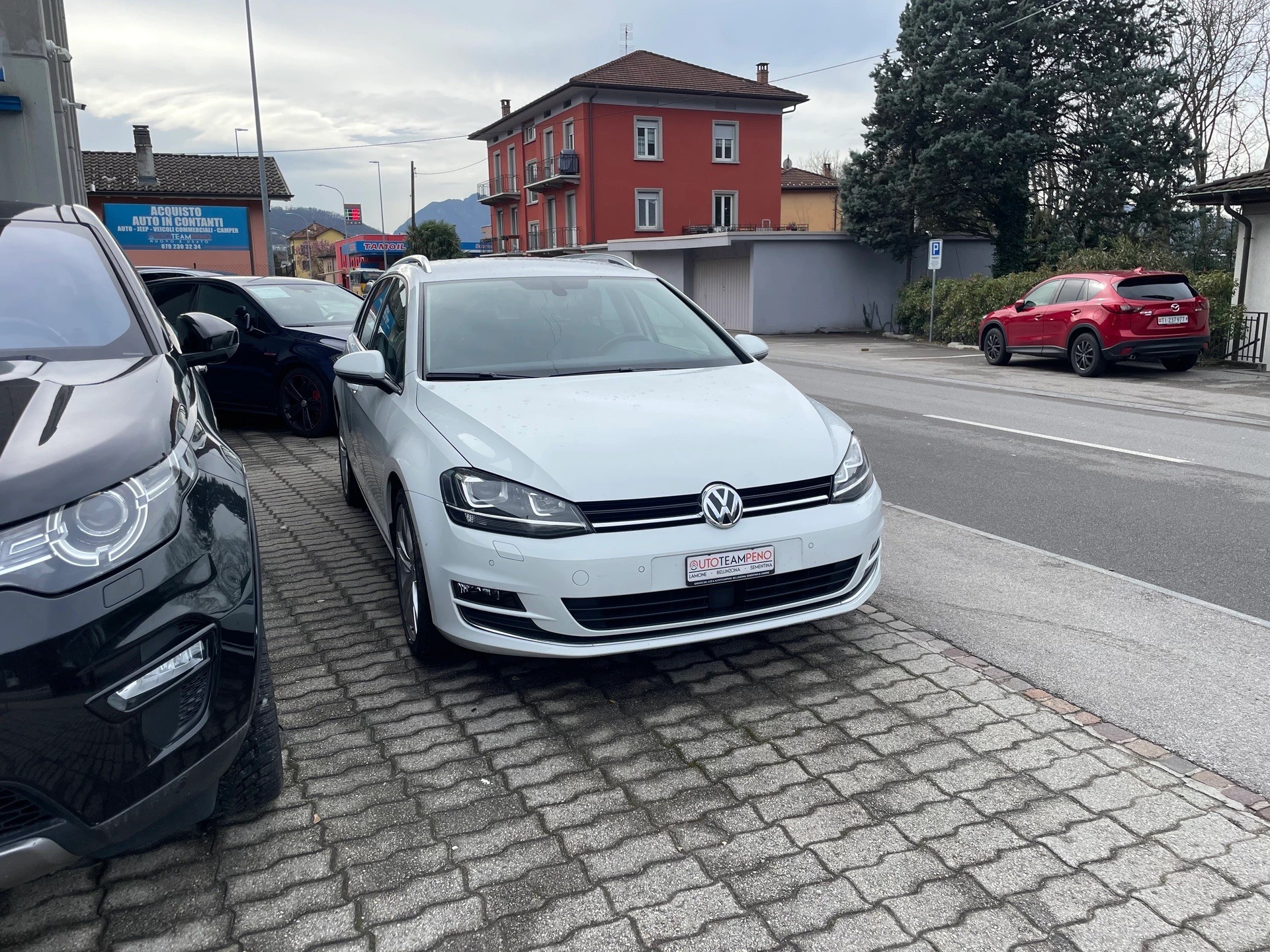 VW Golf Variant 1.4 TSI Comfortline DSG-image-2