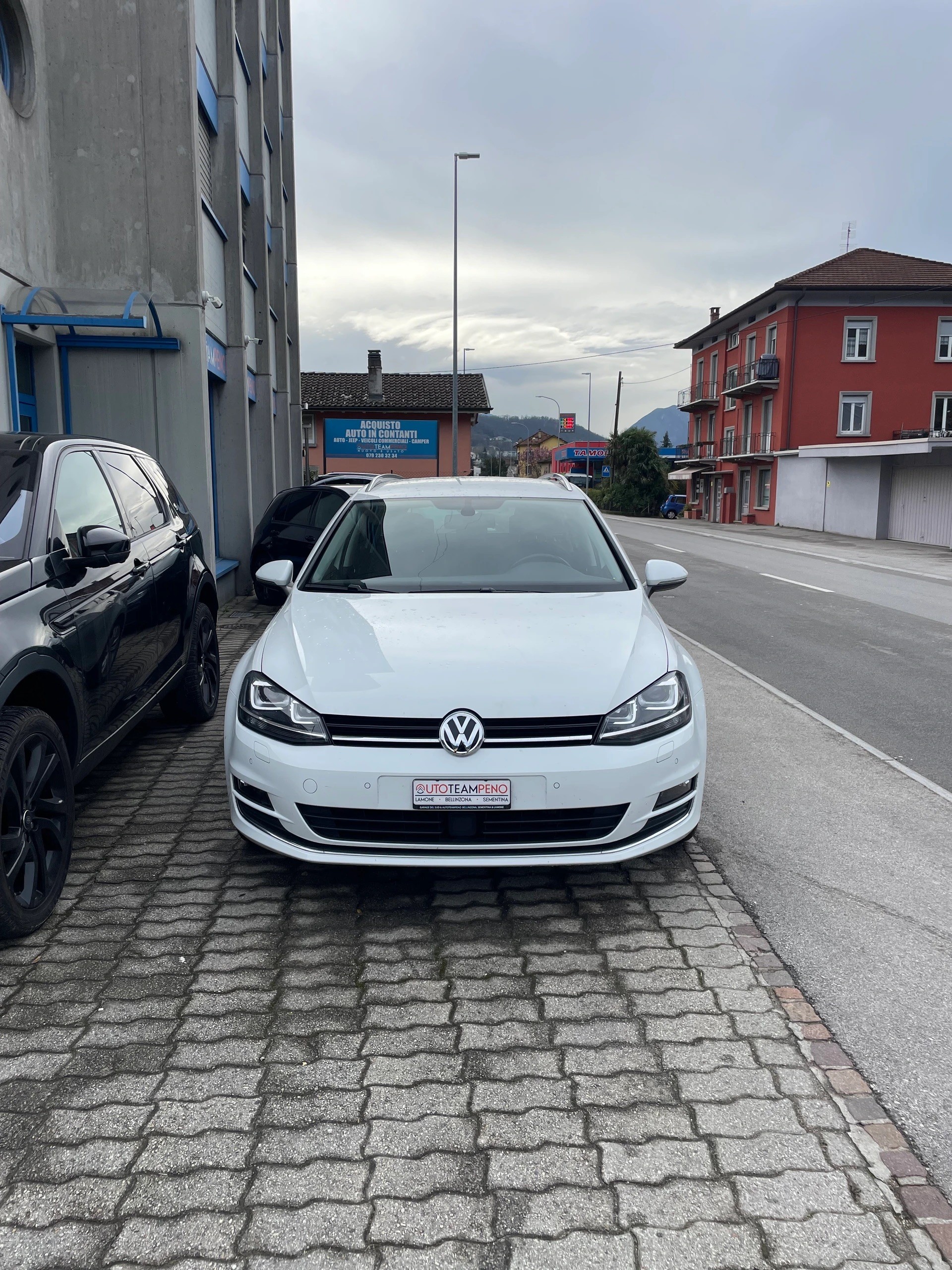 VW Golf Variant 1.4 TSI Comfortline DSG-image-1