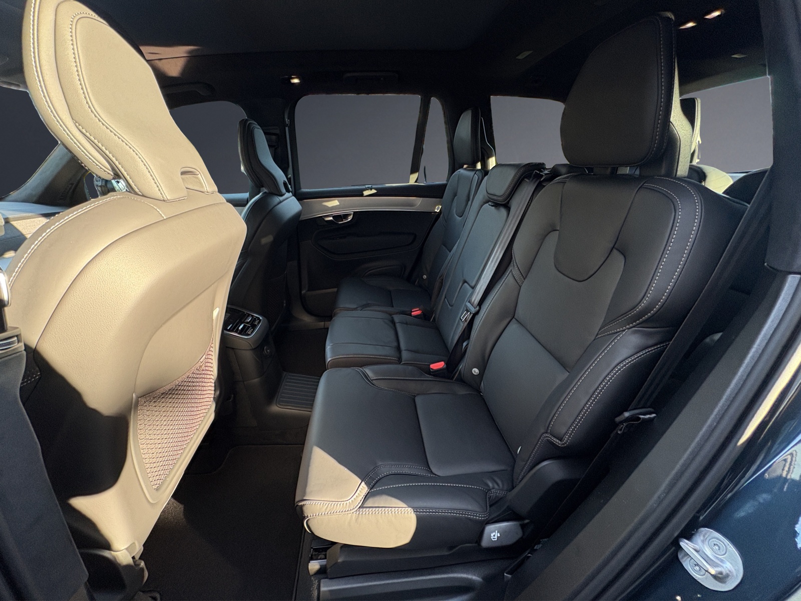 VOLVO XC90 T8 eAWD PluginHybrid Black Edition Geartronic-image-10