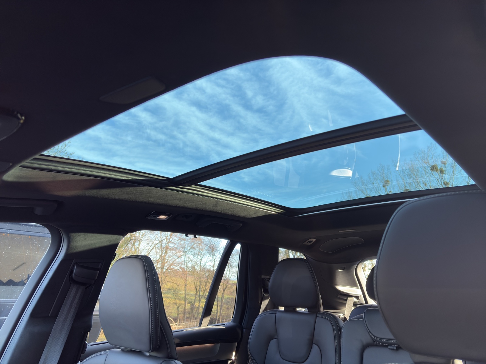 VOLVO XC90 T8 eAWD PluginHybrid Black Edition Geartronic-image-19