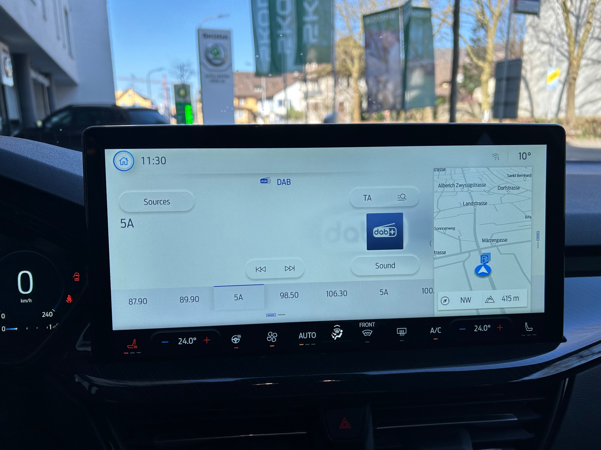 FORD Focus 1.0 MHEV ST-Line X Automat-image-10